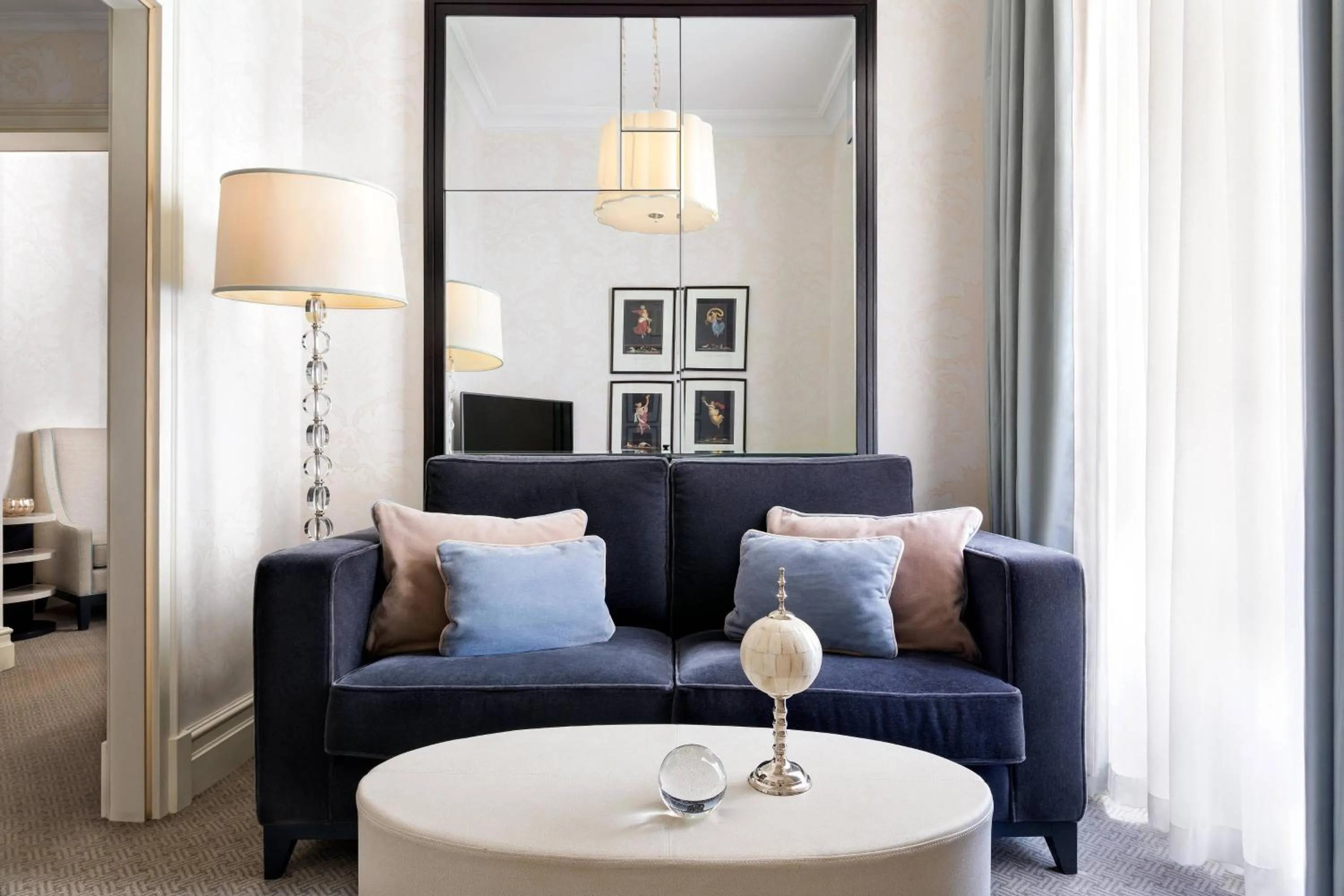 Living room in Hotel Bristol, A Luxury Collection Hotel, Warsaw