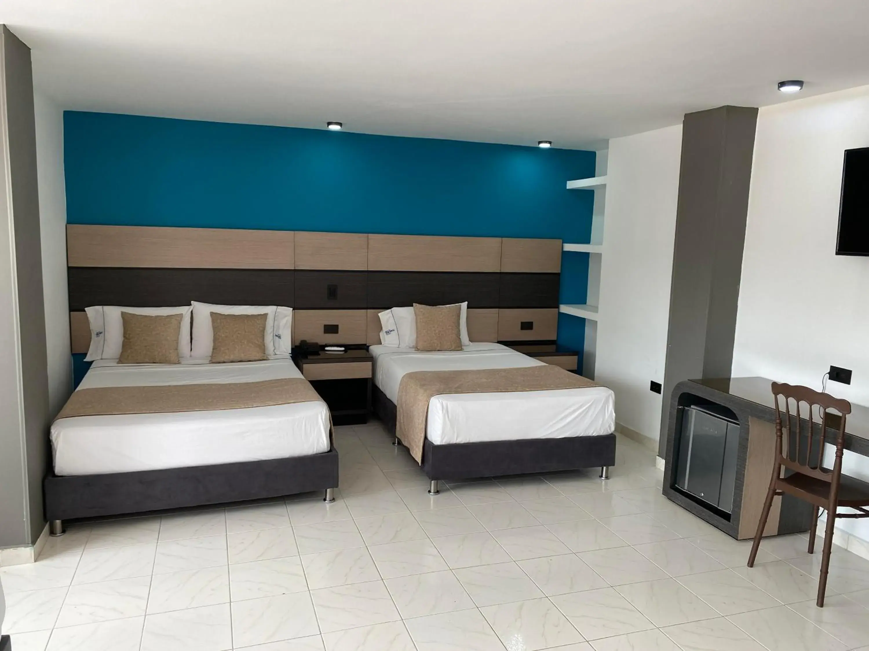 Family Room in Hotel Plaza Real Ocaña Family Room in Hotel Plaza Real Ocaña