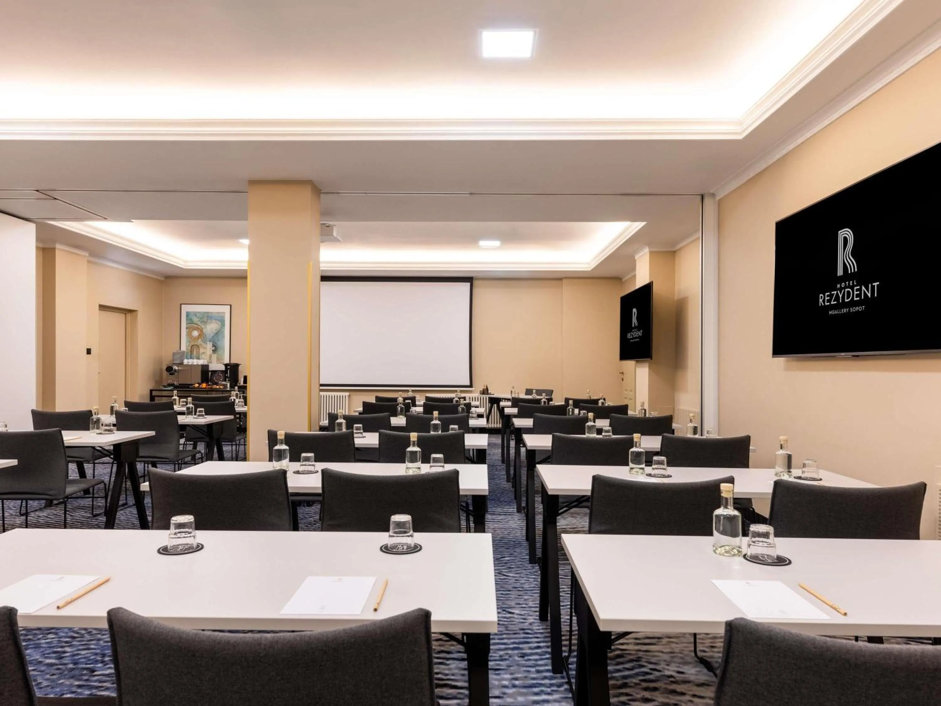 Meeting/conference room in Rezydent Hotel Sopot - MGallery Collection