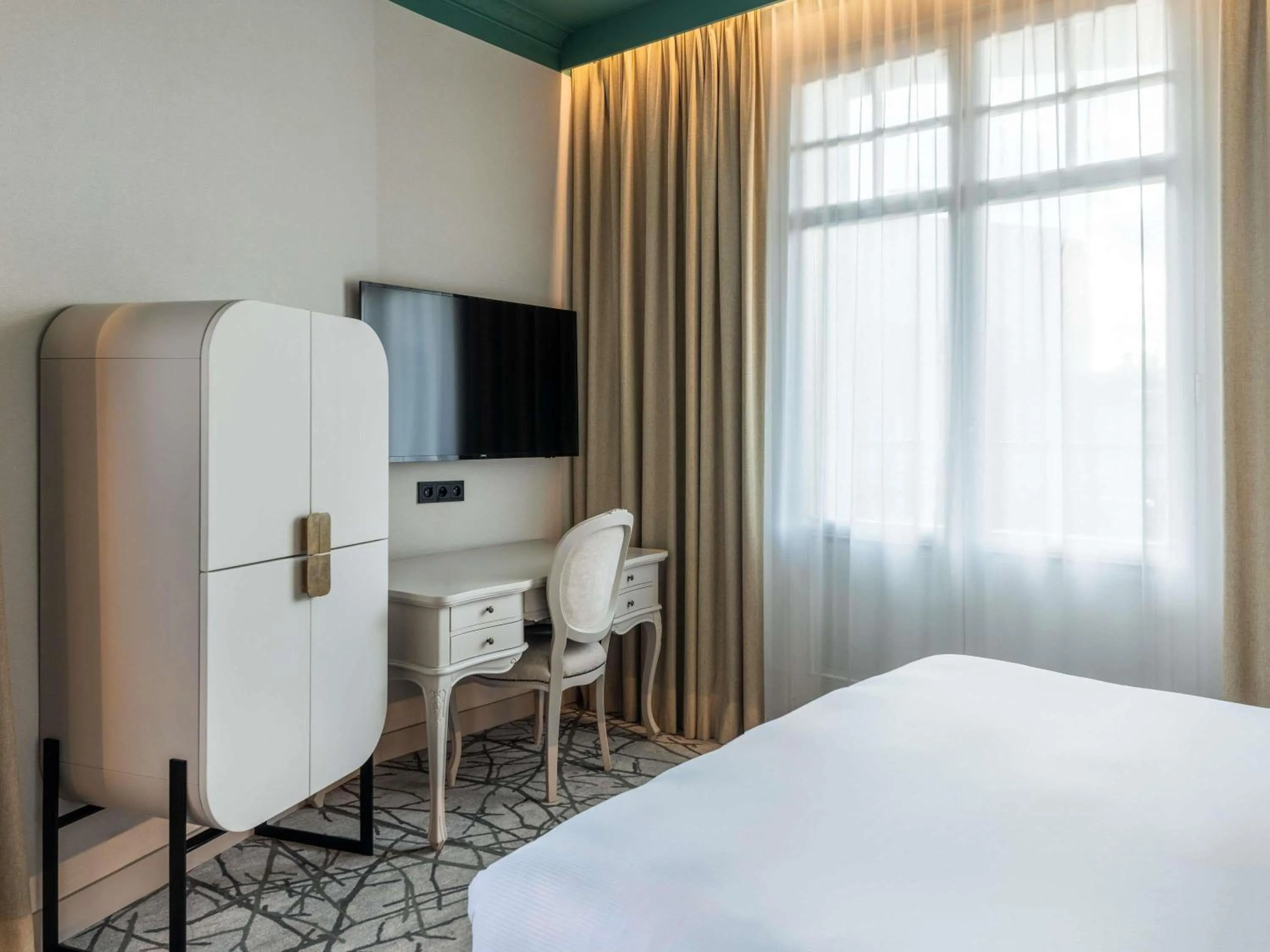 Bedroom, Bed in Rezydent Hotel Sopot - MGallery Collection