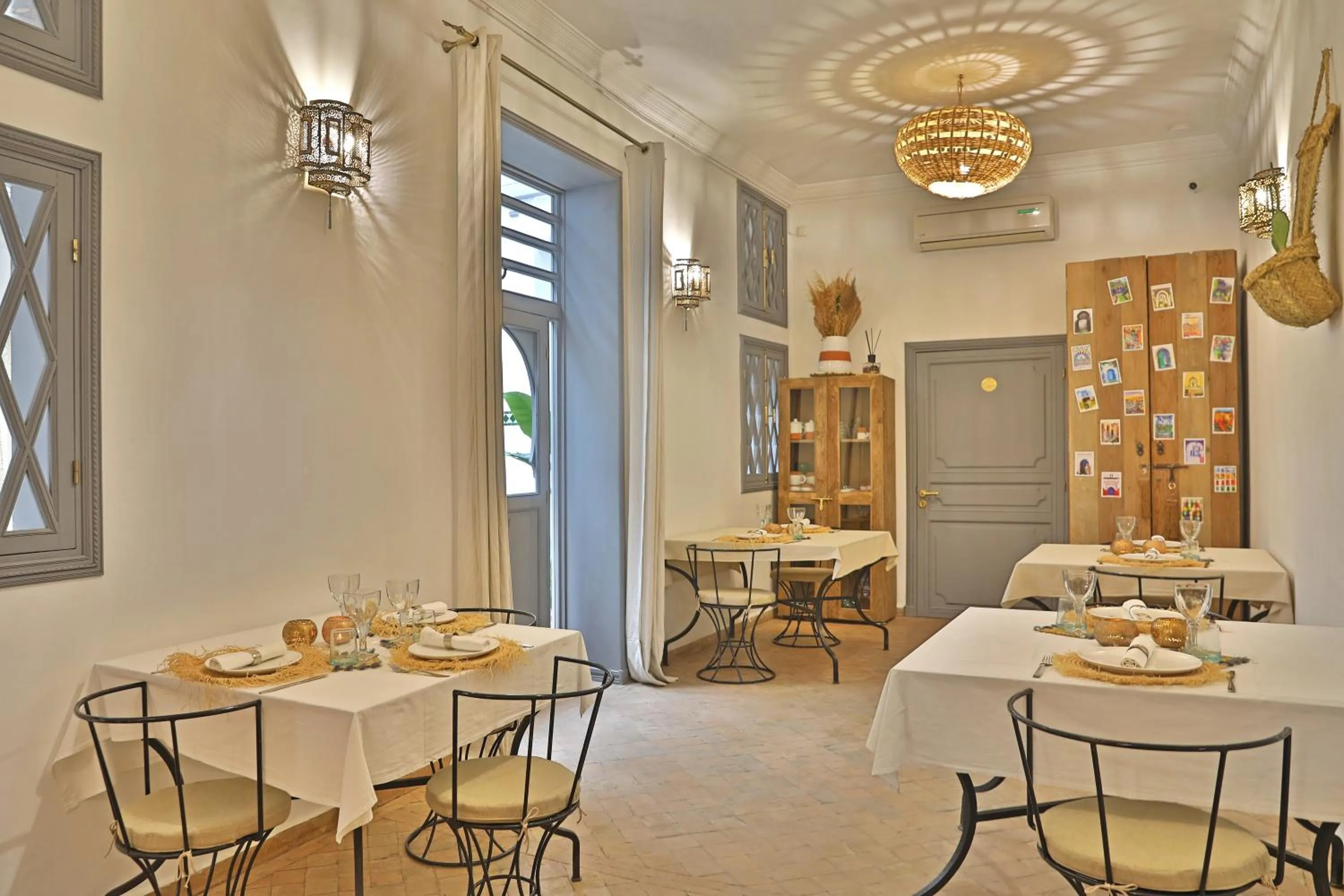 Restaurant/places to eat in Riad Amya & Spa