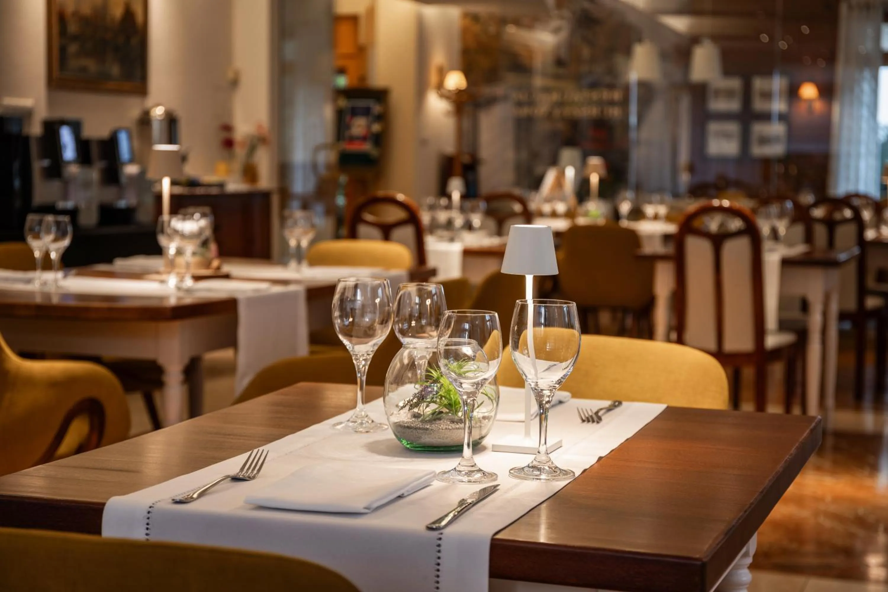 Restaurant/places to eat in Hotel Bartan Gdansk Seaside