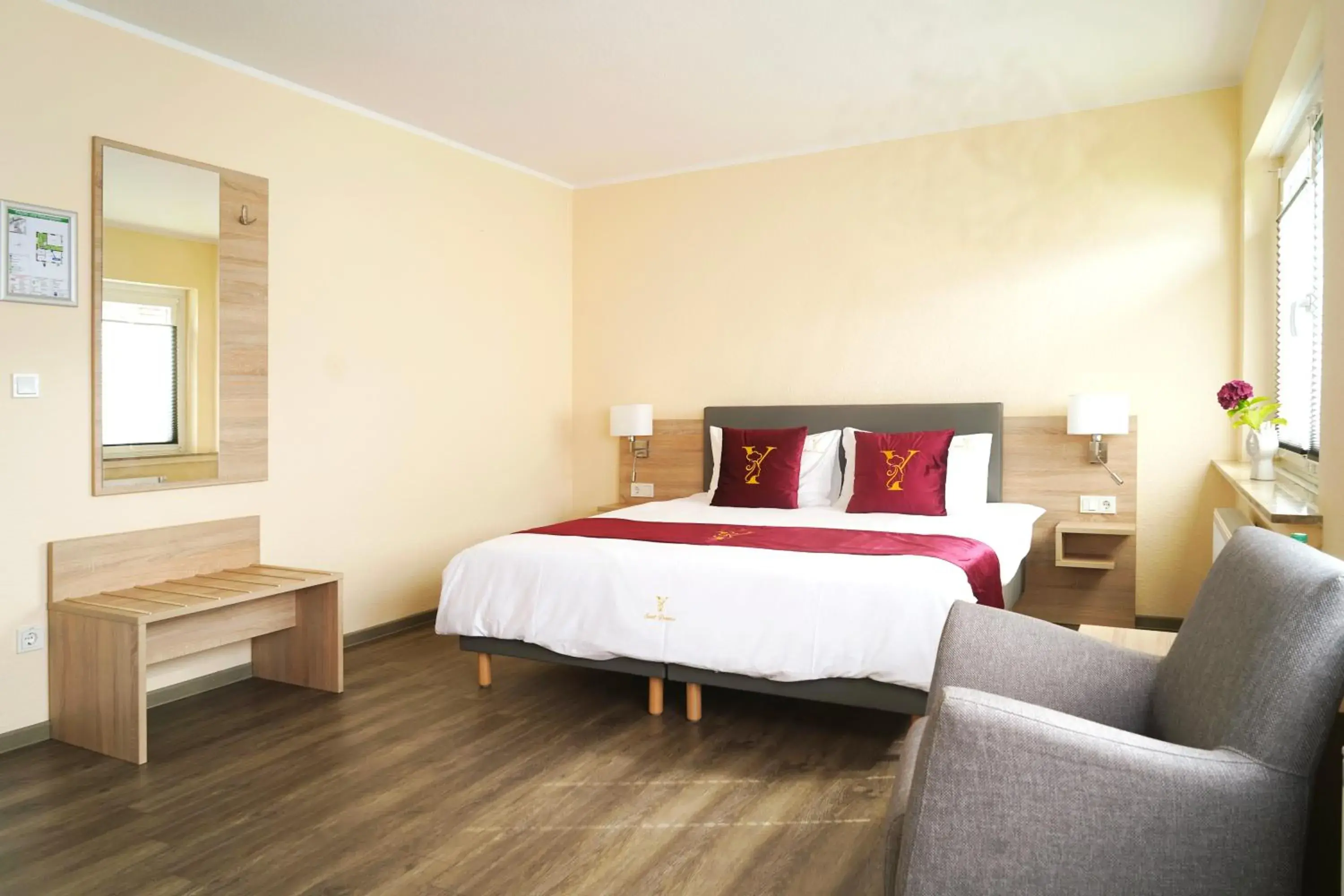 Deluxe Double Room with Shower in Abtei Hotel Deluxe Double Room with Shower in Abtei Hotel