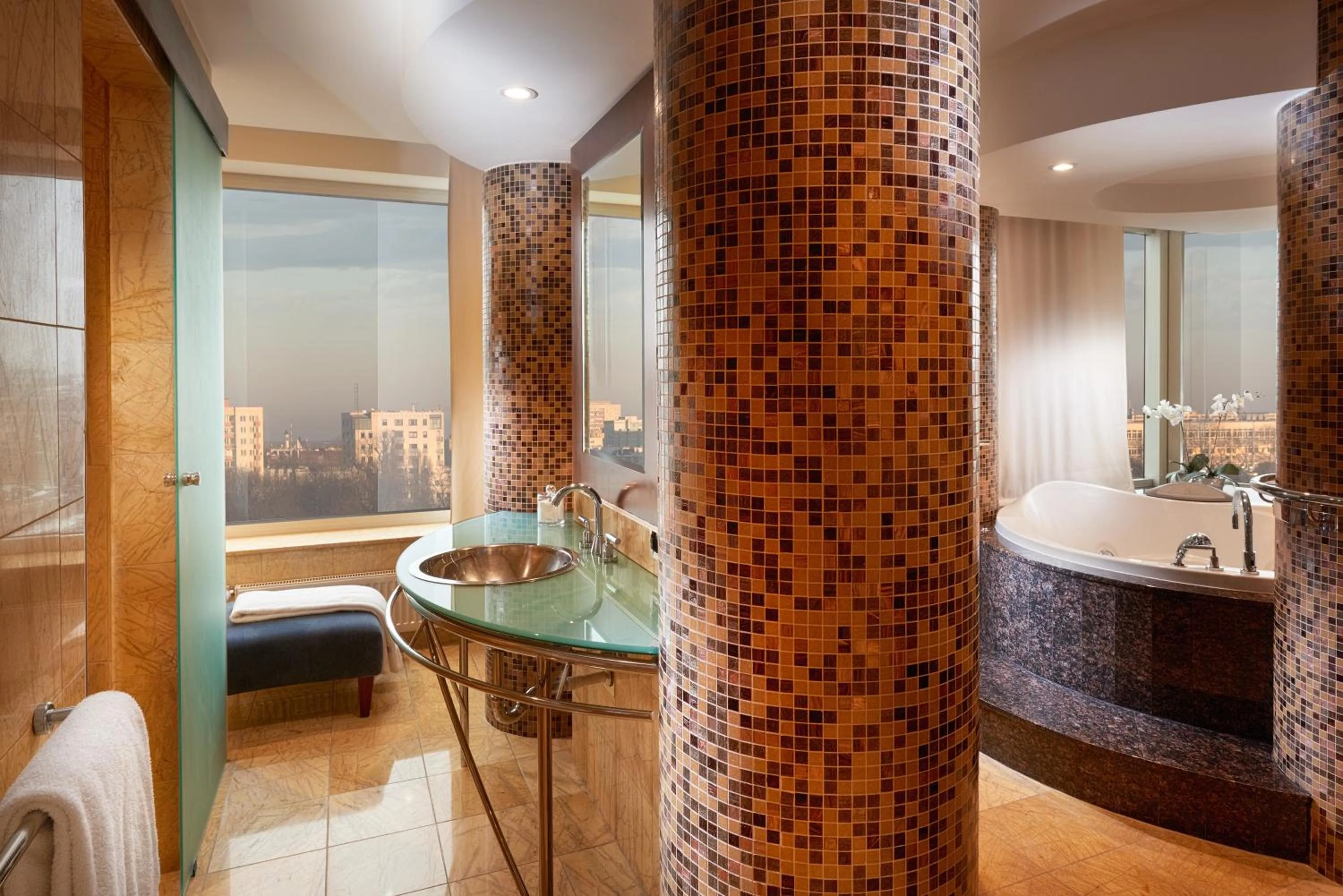 Hot Tub in Regent Warsaw Hotel