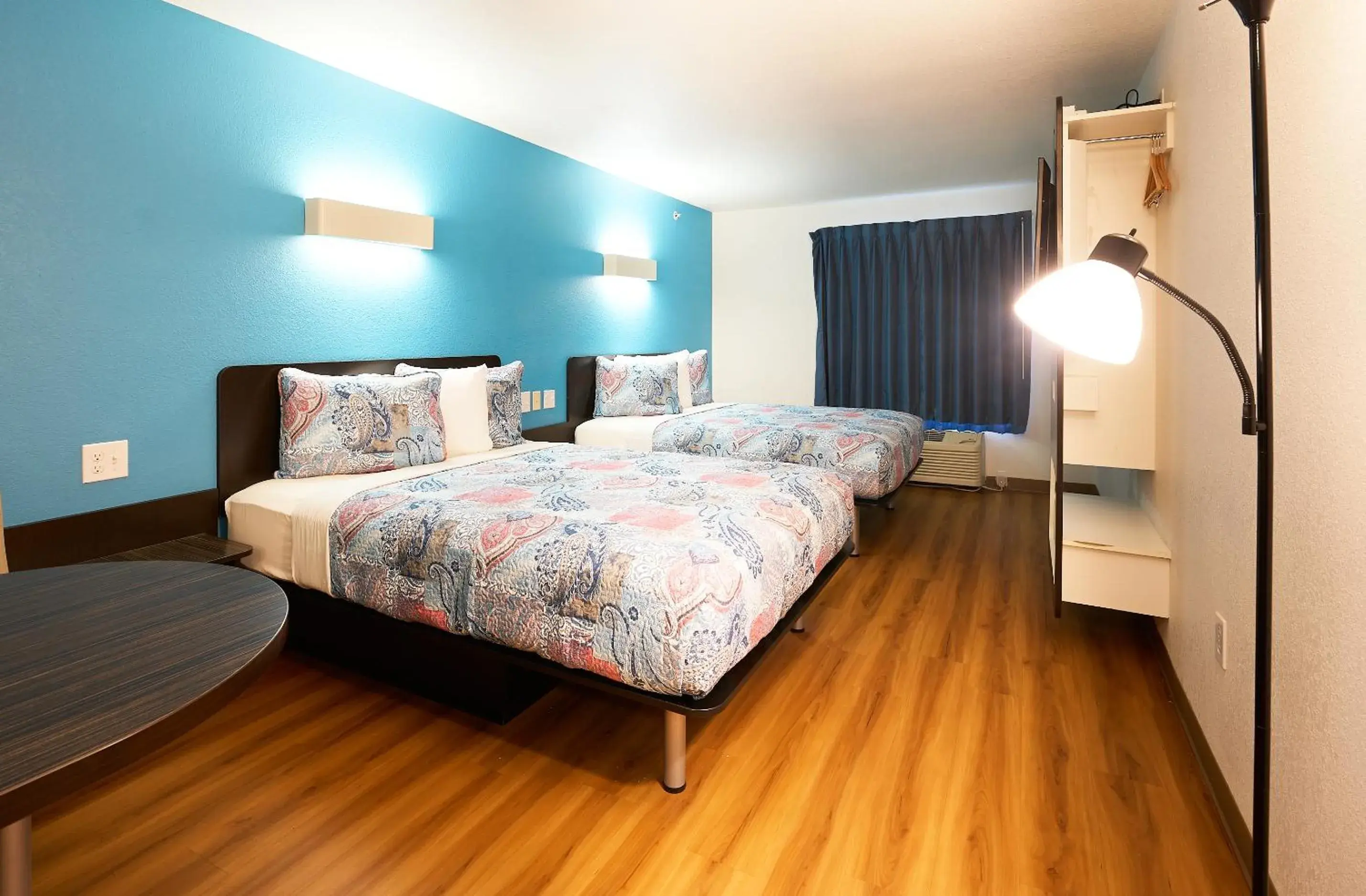 Deluxe Queen Room in Emblaze Hotel Deluxe Queen Room in Emblaze Hotel