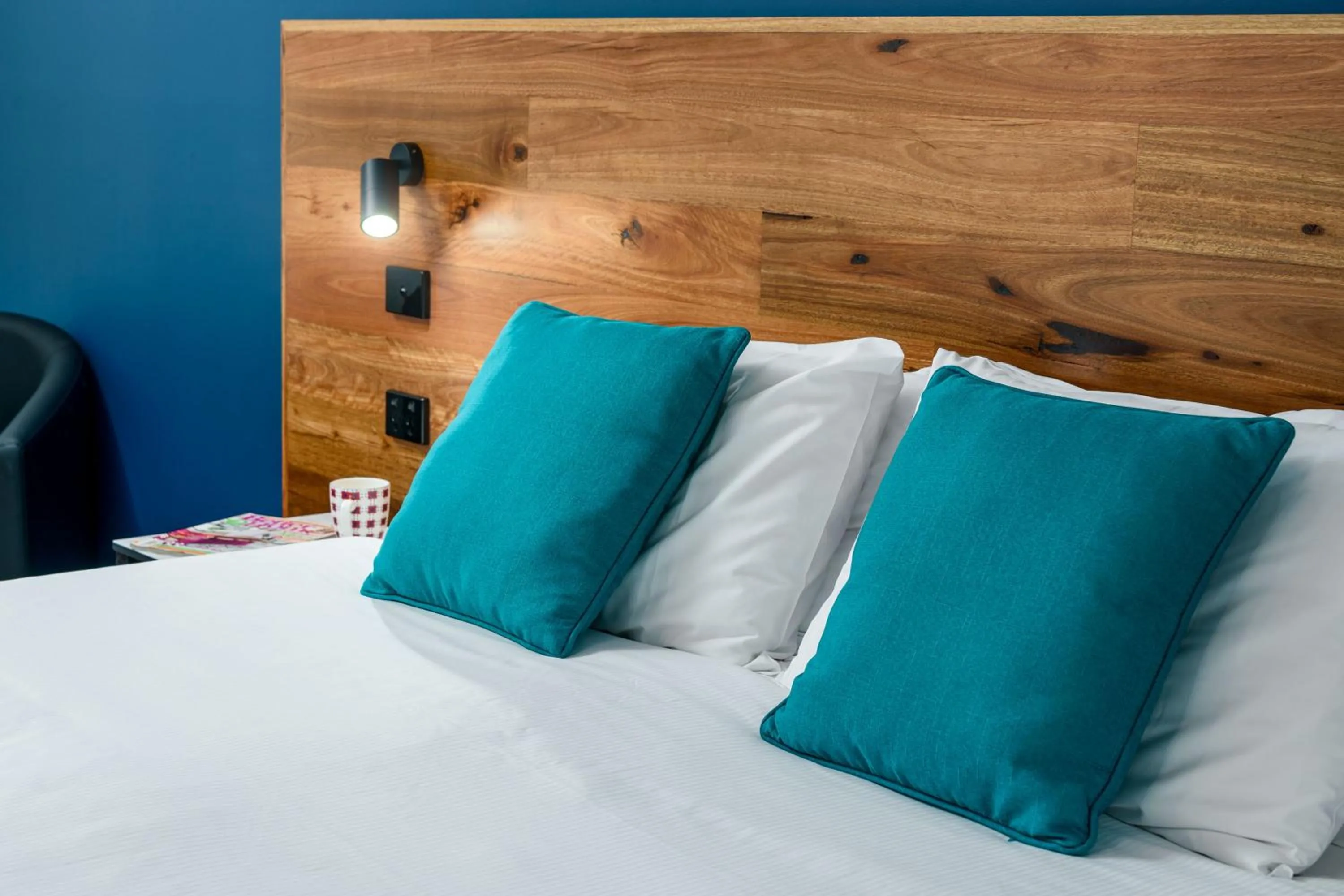 Bed in Hunter Studios - Maitland