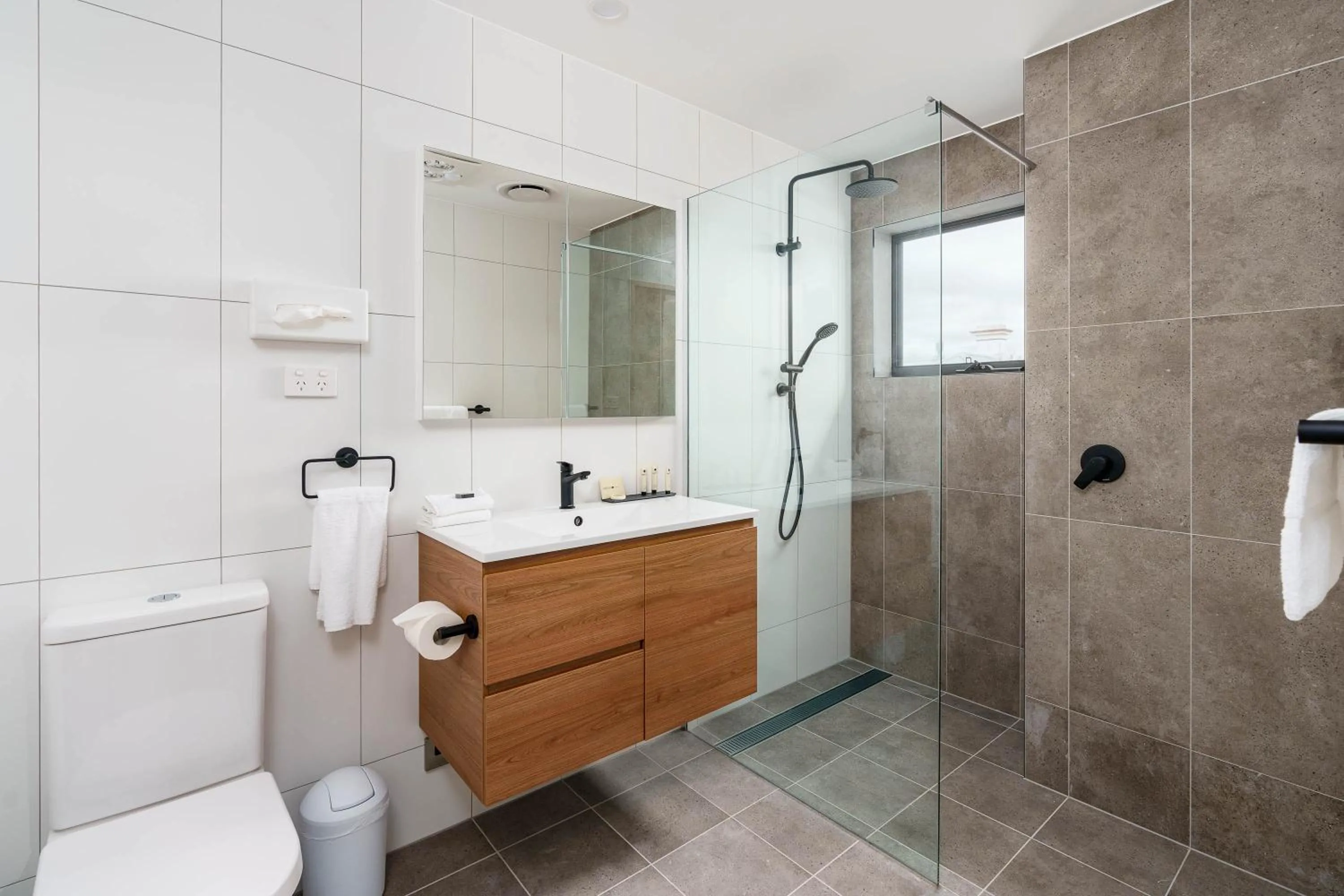 Shower in Hunter Studios - Maitland