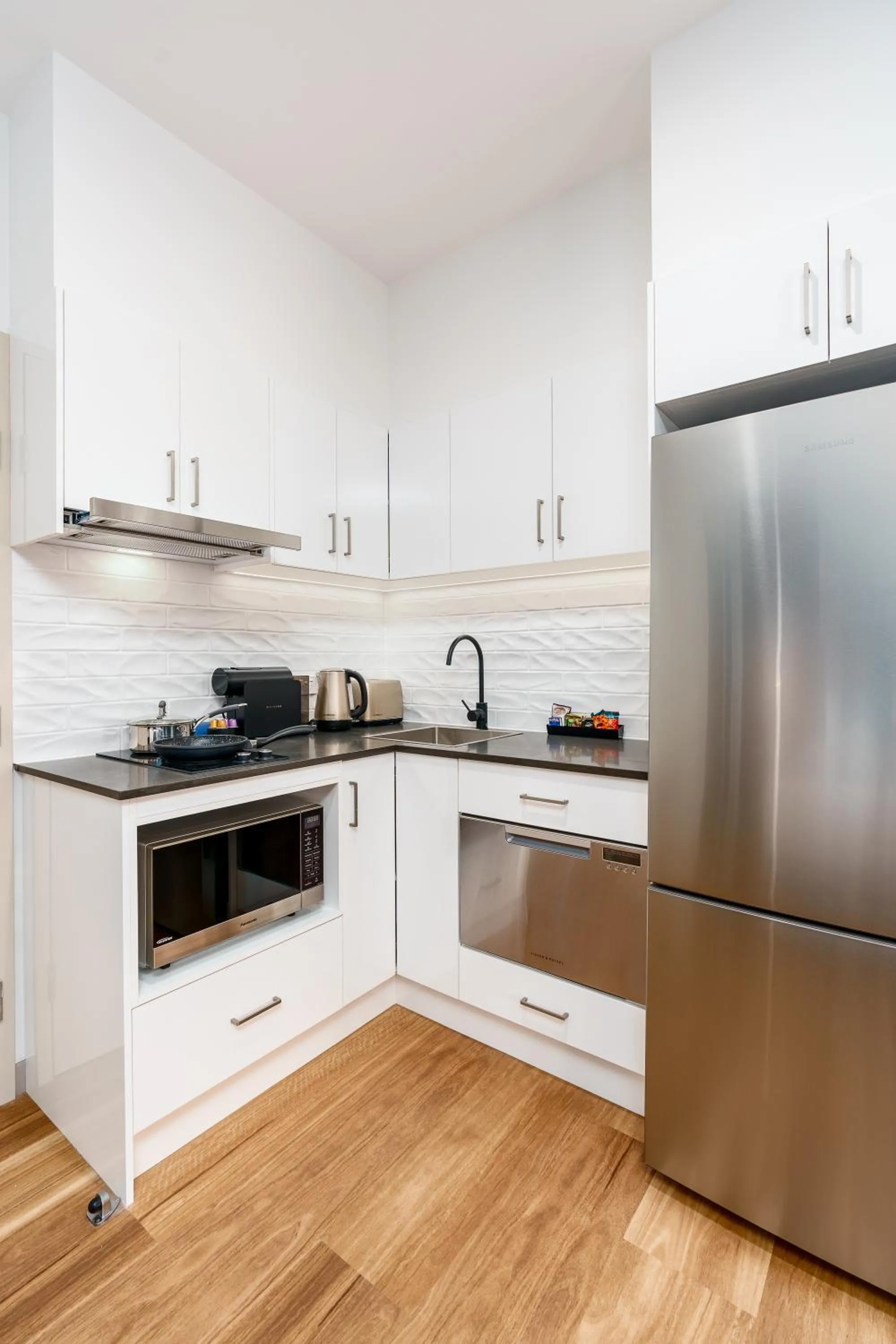 Kitchen or kitchenette in Hunter Studios - Maitland