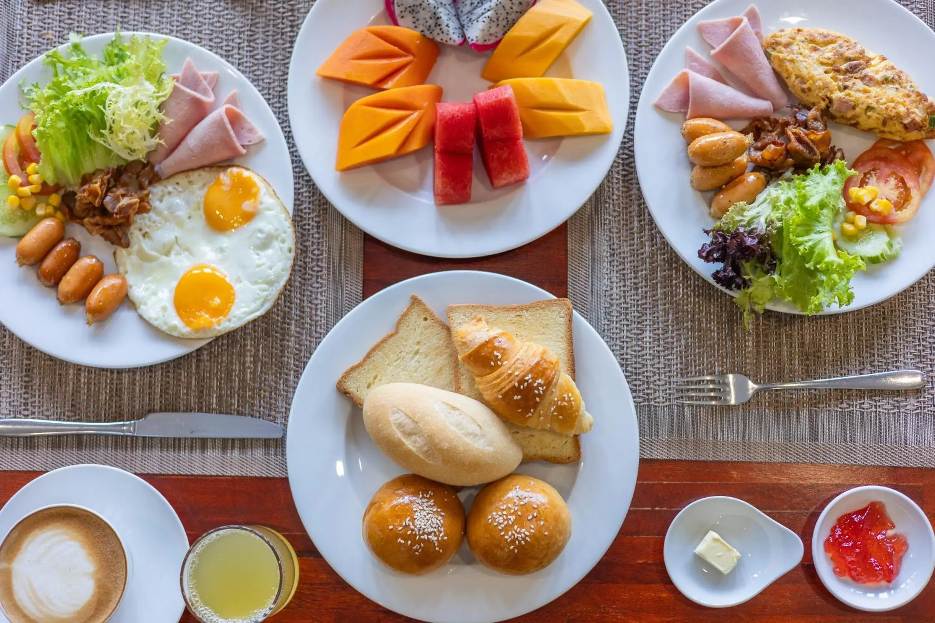Buffet breakfast in Two Seasons Siem Reap Hotel Buffet breakfast in Two Seasons Siem Reap Hotel