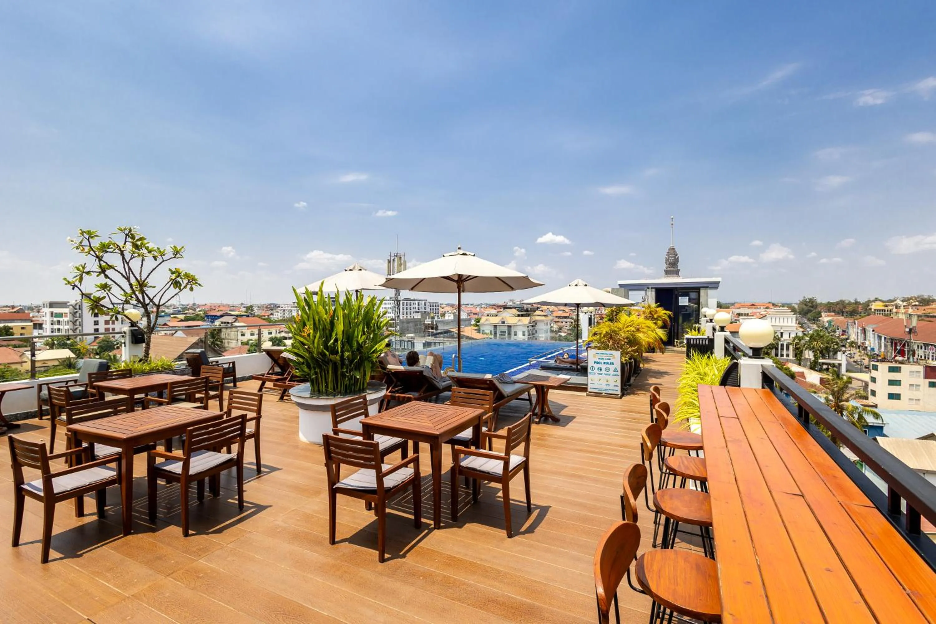 Restaurant/places to eat in Two Seasons Siem Reap Hotel