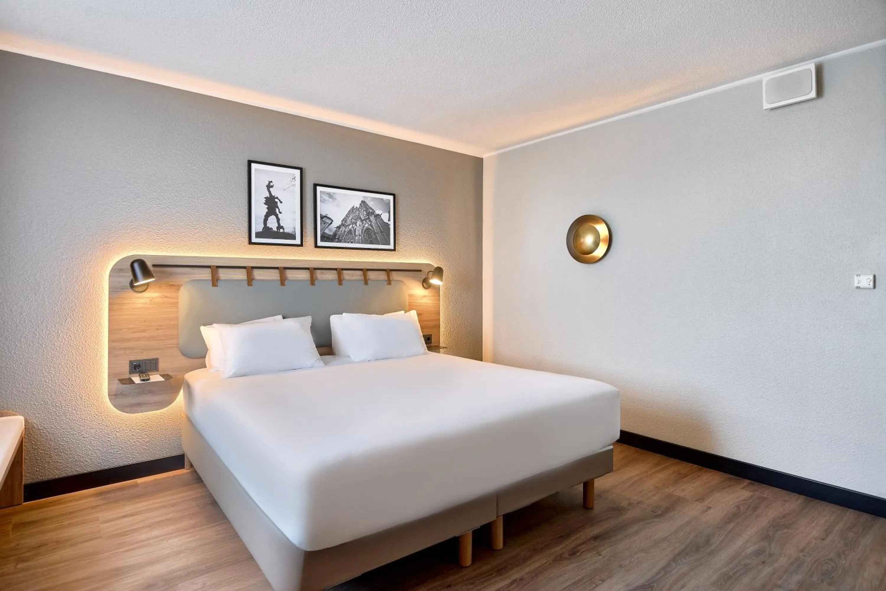 Bed in CAMPANILE PRIME Krakow Old Town