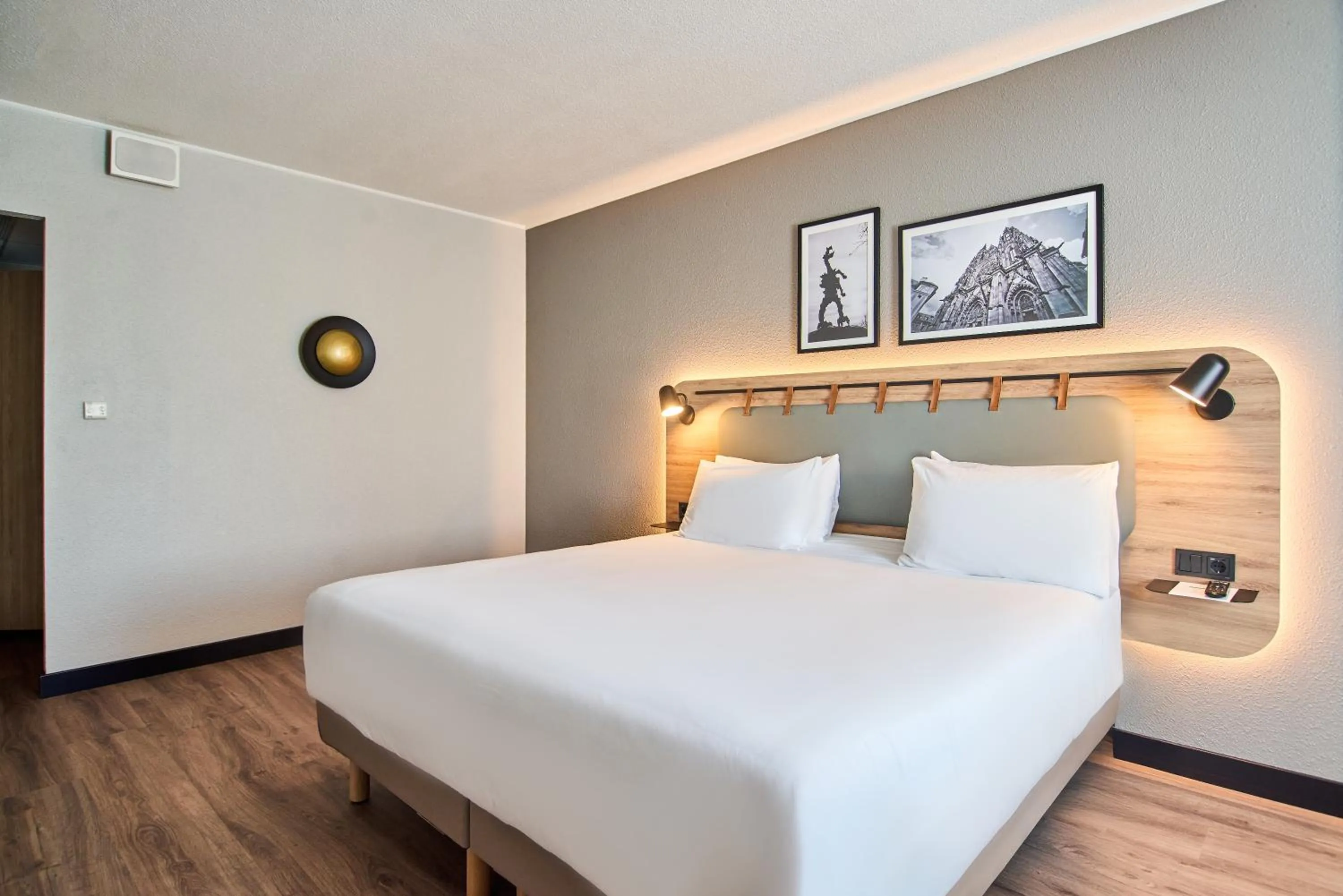 Bed in CAMPANILE PRIME Krakow Old Town