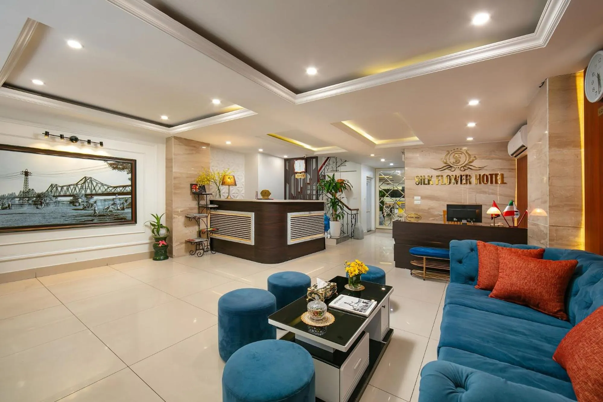 Property building in Silk Flower Hotel & Spa