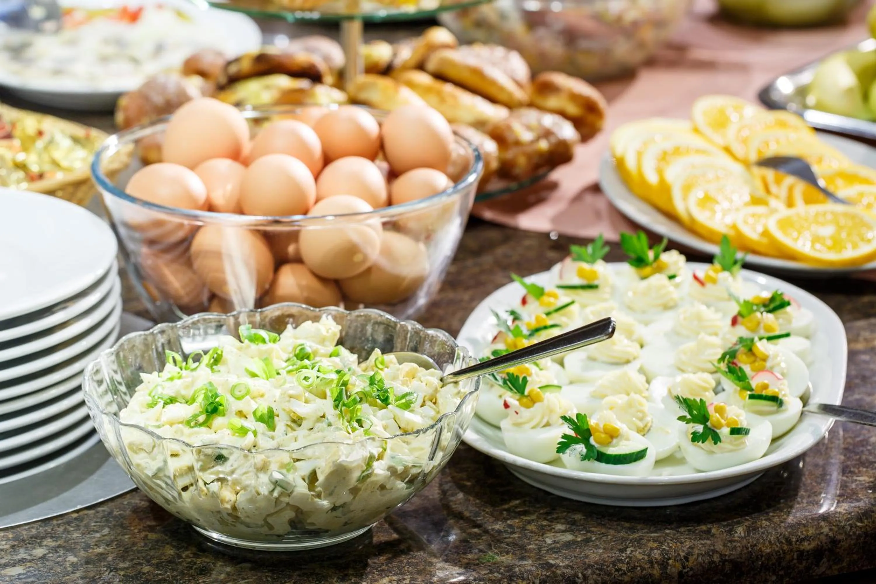 Buffet breakfast in Hotel City SM Business & Spa