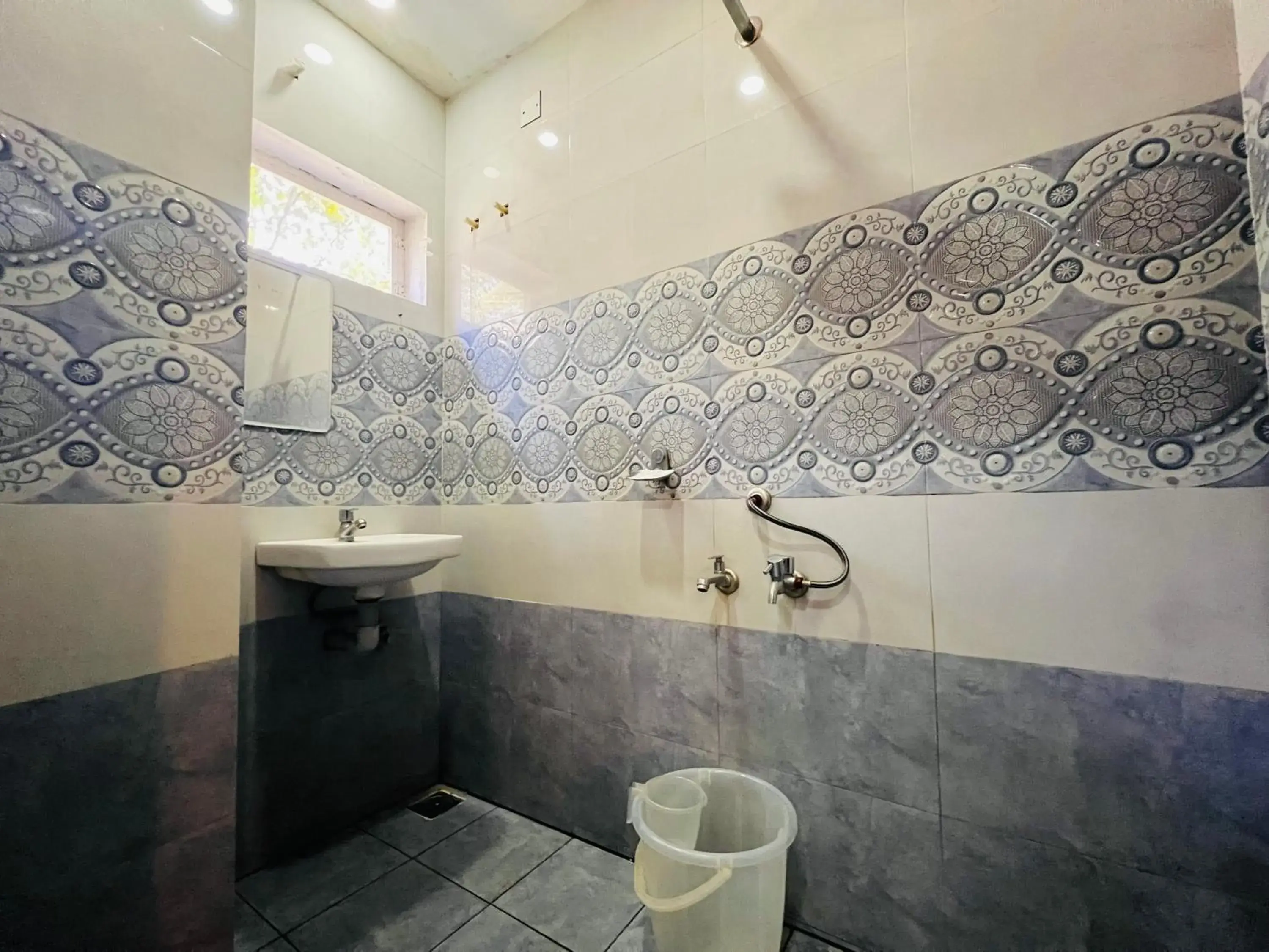 Shower in TCS SUITES Shower in TCS SUITES