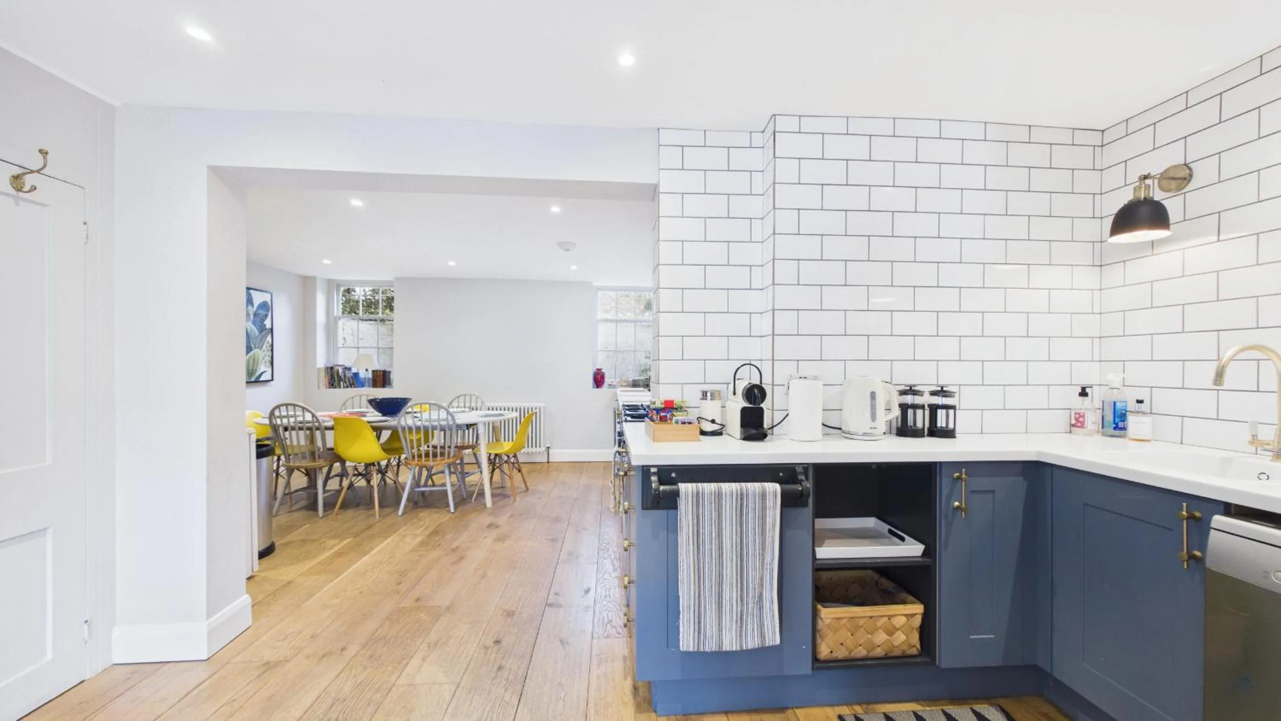 Kitchen or kitchenette in Arden Villa, sleeps 8, moments from the golden sandy beach of Ryde
