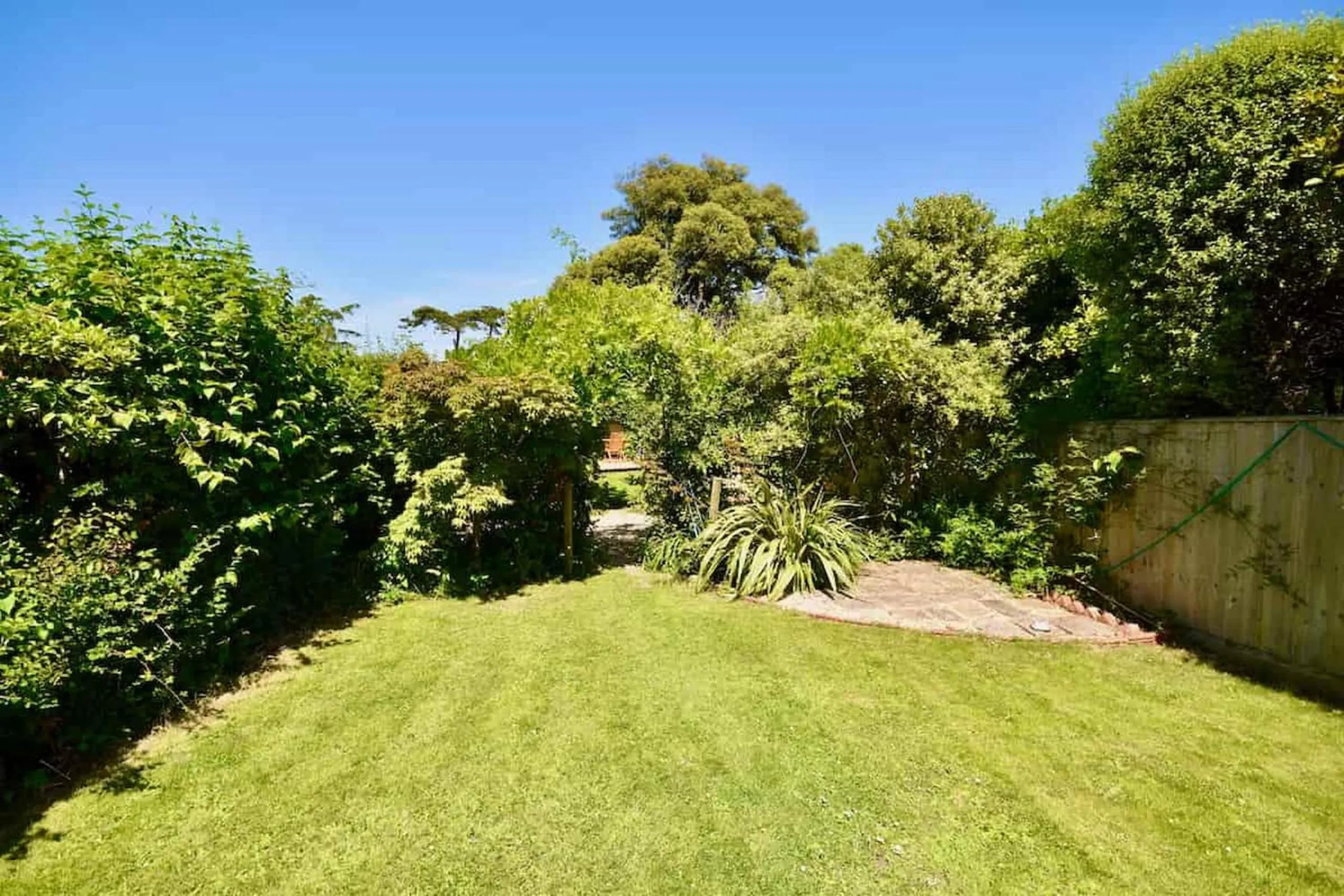 Patio in Arden Villa, sleeps 8, moments from the golden sandy beach of Ryde