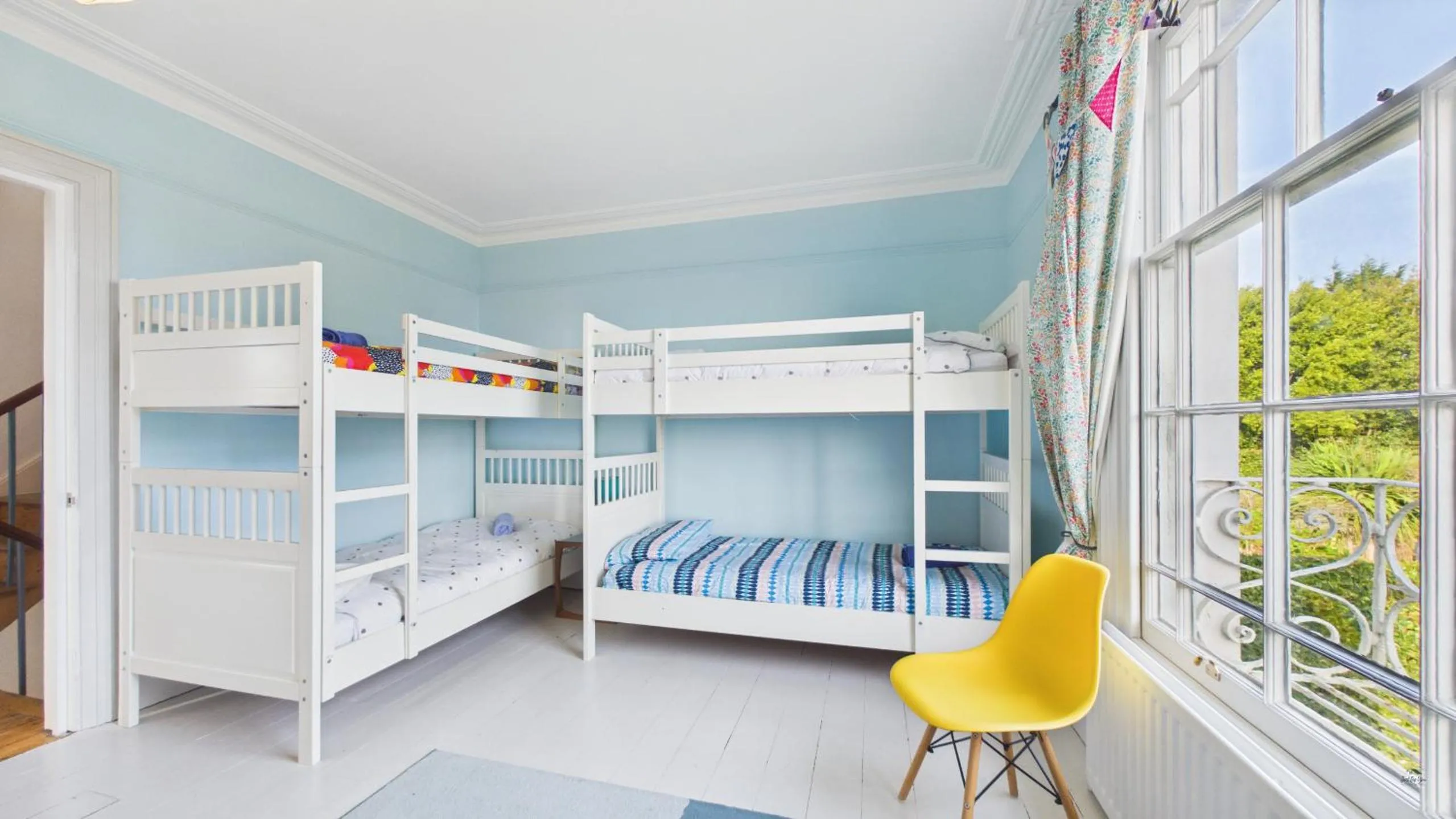 Bed in Arden Villa, sleeps 8, moments from the golden sandy beach of Ryde