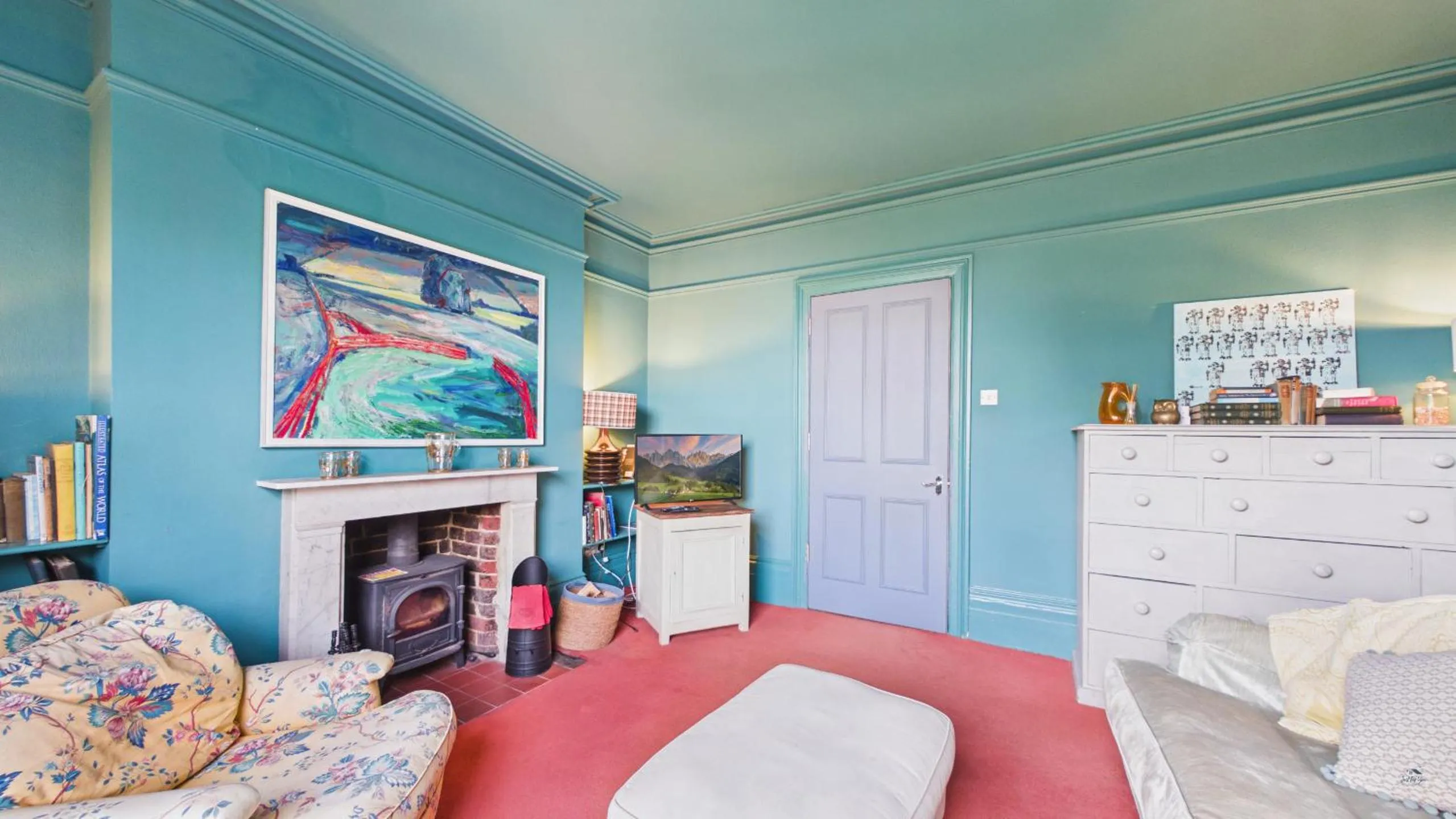 Communal lounge/ TV room in Arden Villa, sleeps 8, moments from the golden sandy beach of Ryde