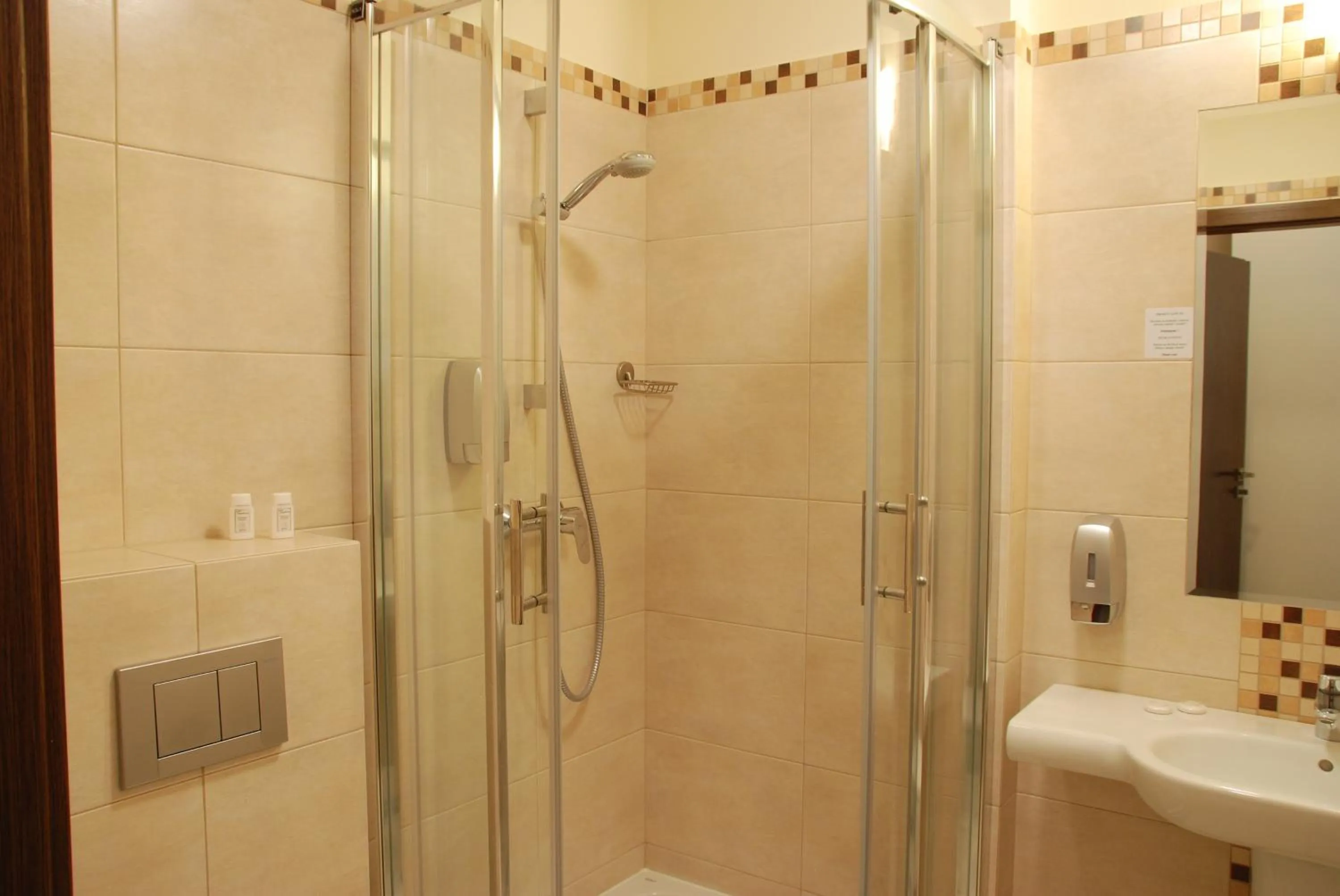 Bathroom in Hotel Topaz Poznań Centrum