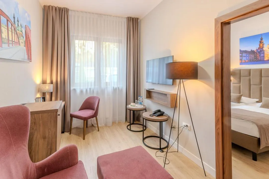 Photo of the whole room, Bed in Hotel Topaz Poznań Centrum