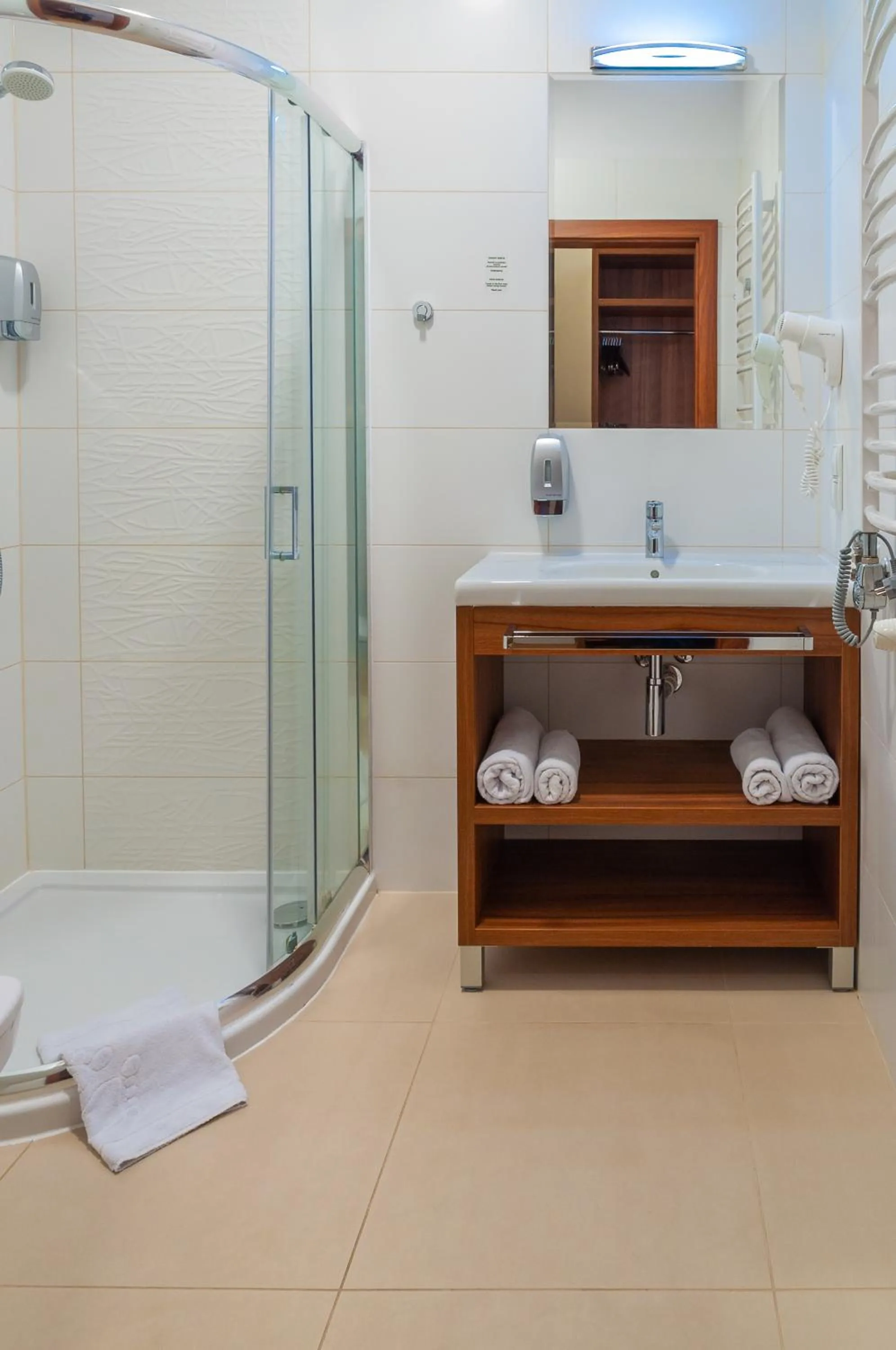 Bathroom in Hotel Topaz Poznań Centrum