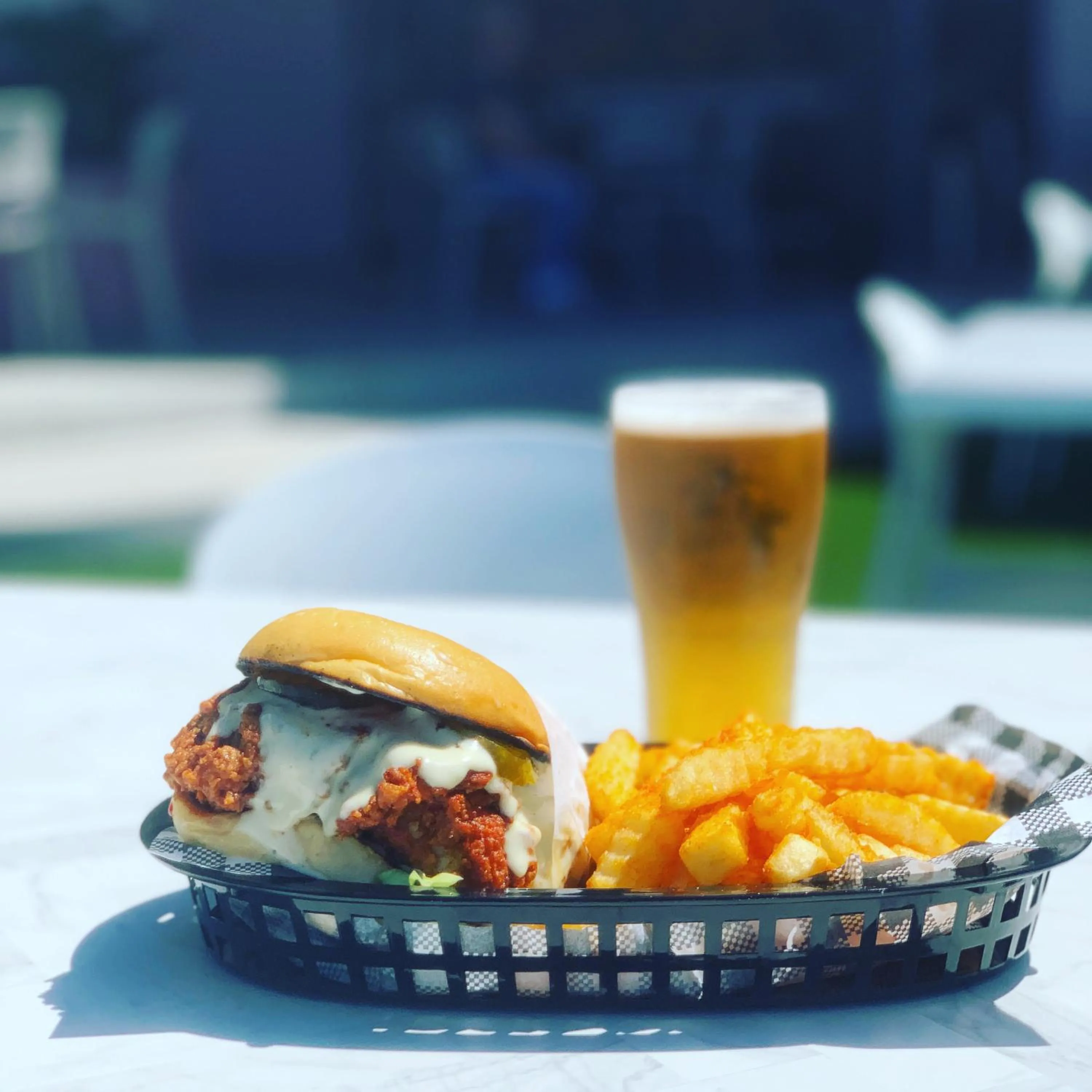 Food and drinks in Illinois Hotel