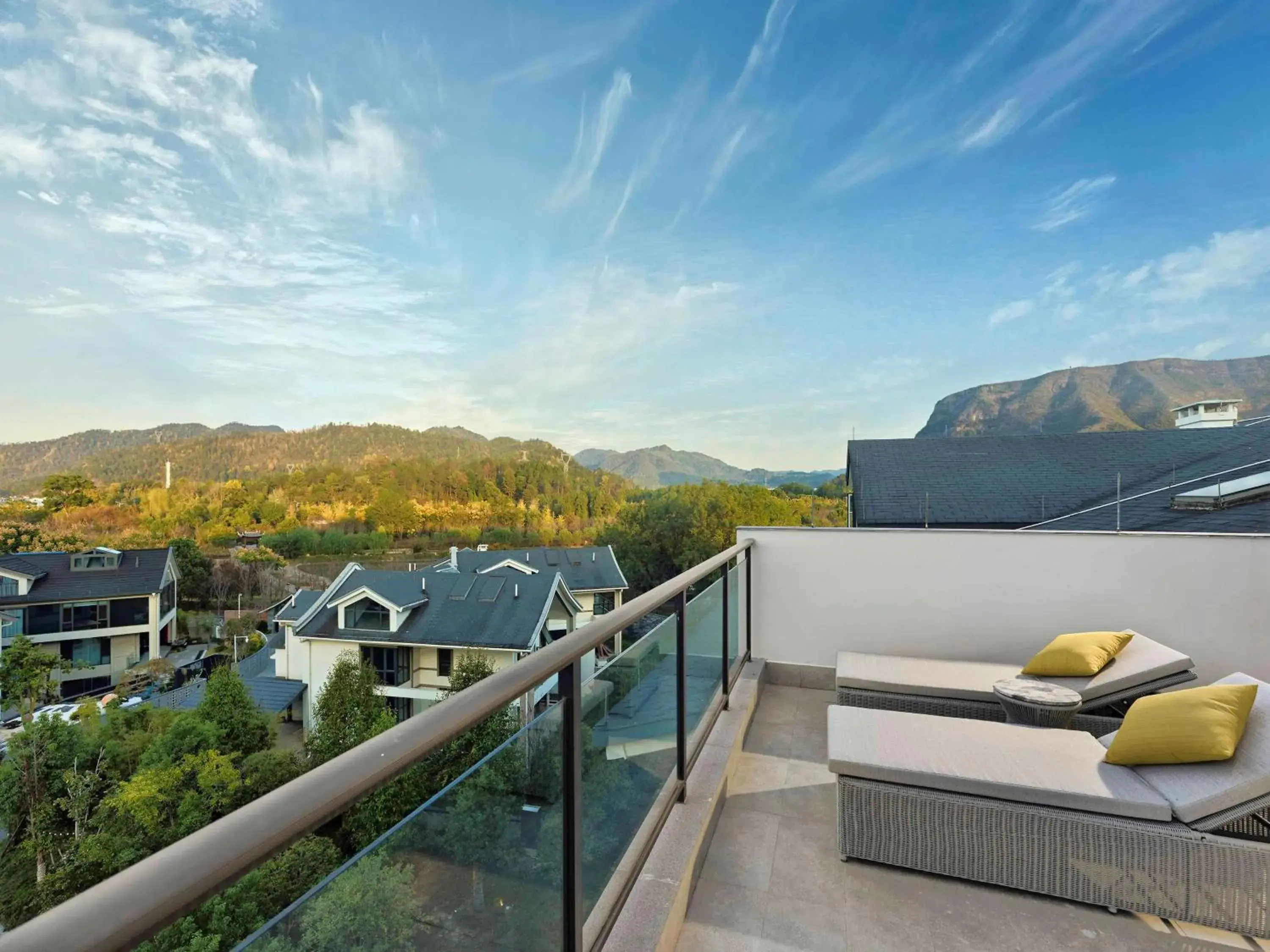 View (from property/room) in Doubletree By Hilton Taizhou Shenxianju View (from property/room) in Doubletree By Hilton Taizhou Shenxianju