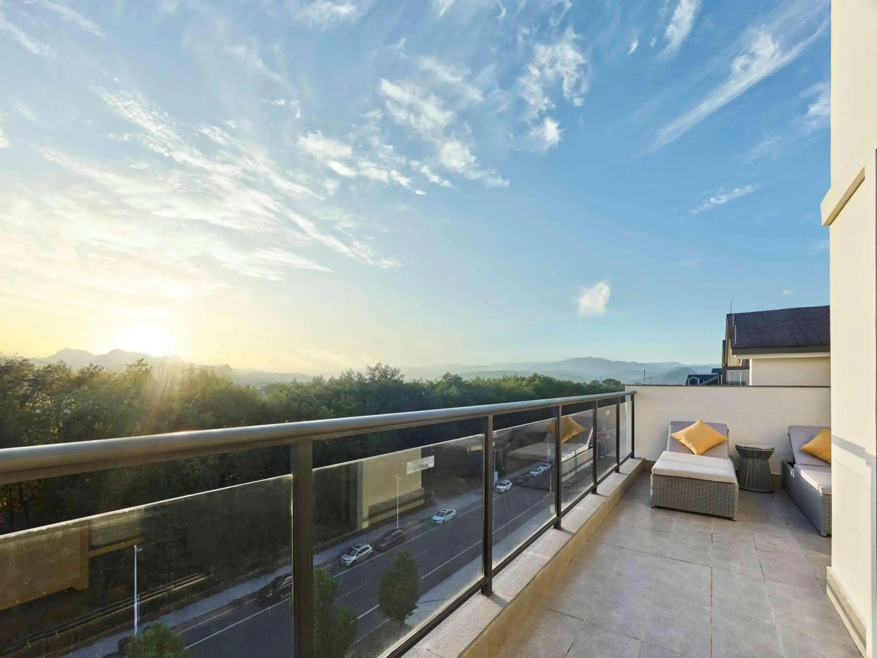 Property building in Doubletree By Hilton Taizhou Shenxianju Property building in Doubletree By Hilton Taizhou Shenxianju