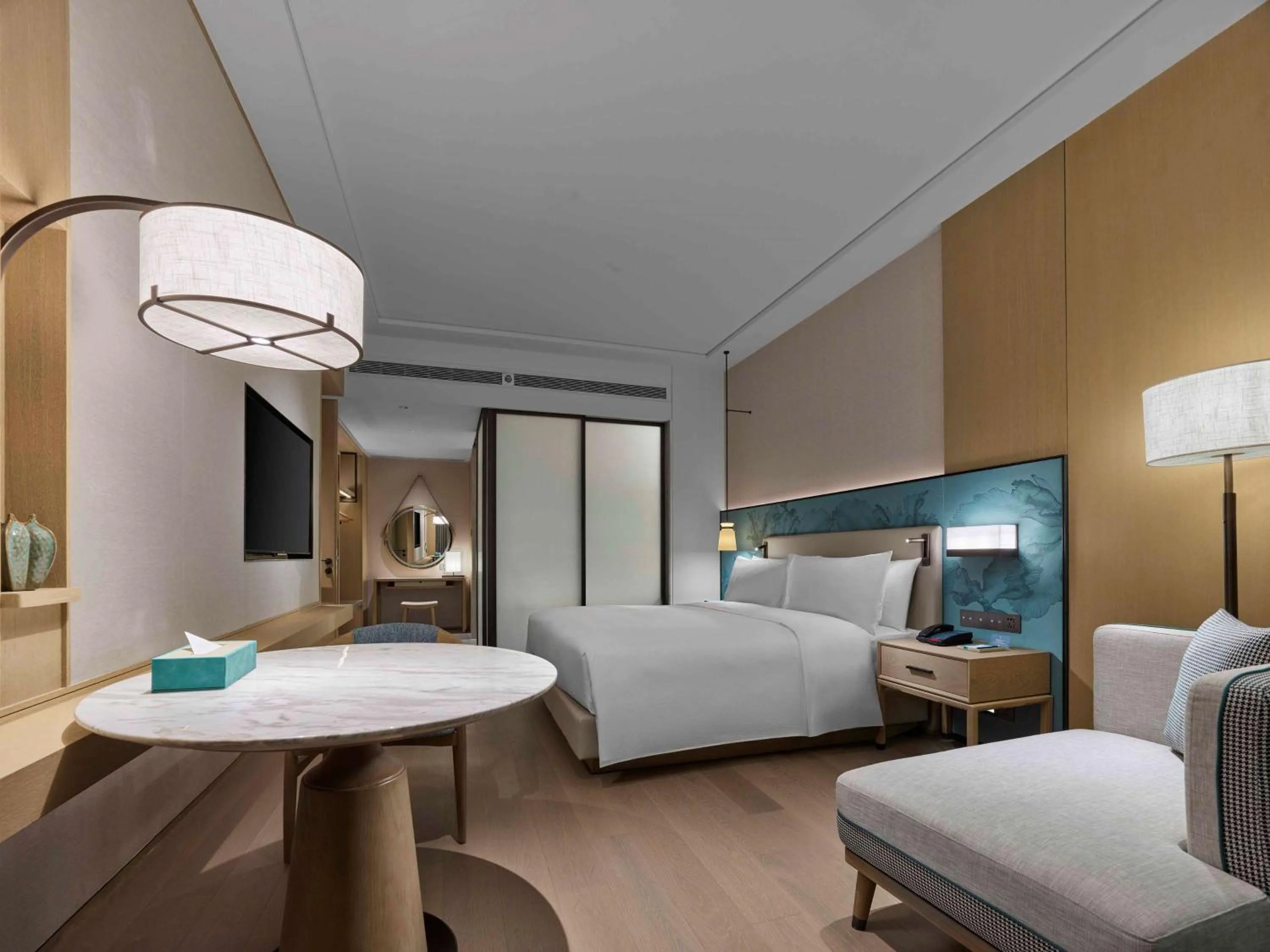 Bedroom, Bed in Doubletree By Hilton Taizhou Shenxianju