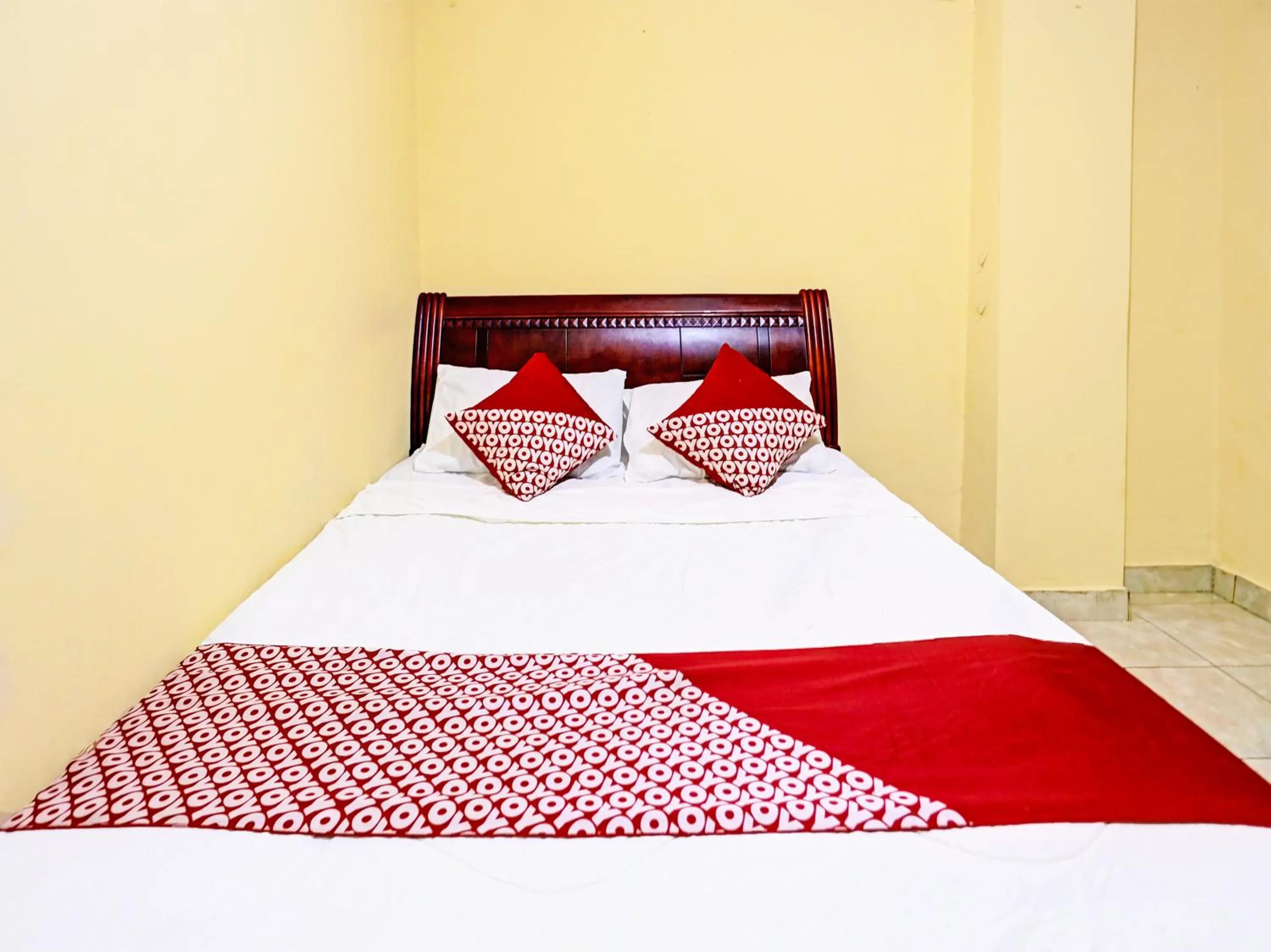 Bedroom, Bed in Hotel O Jasmine 999