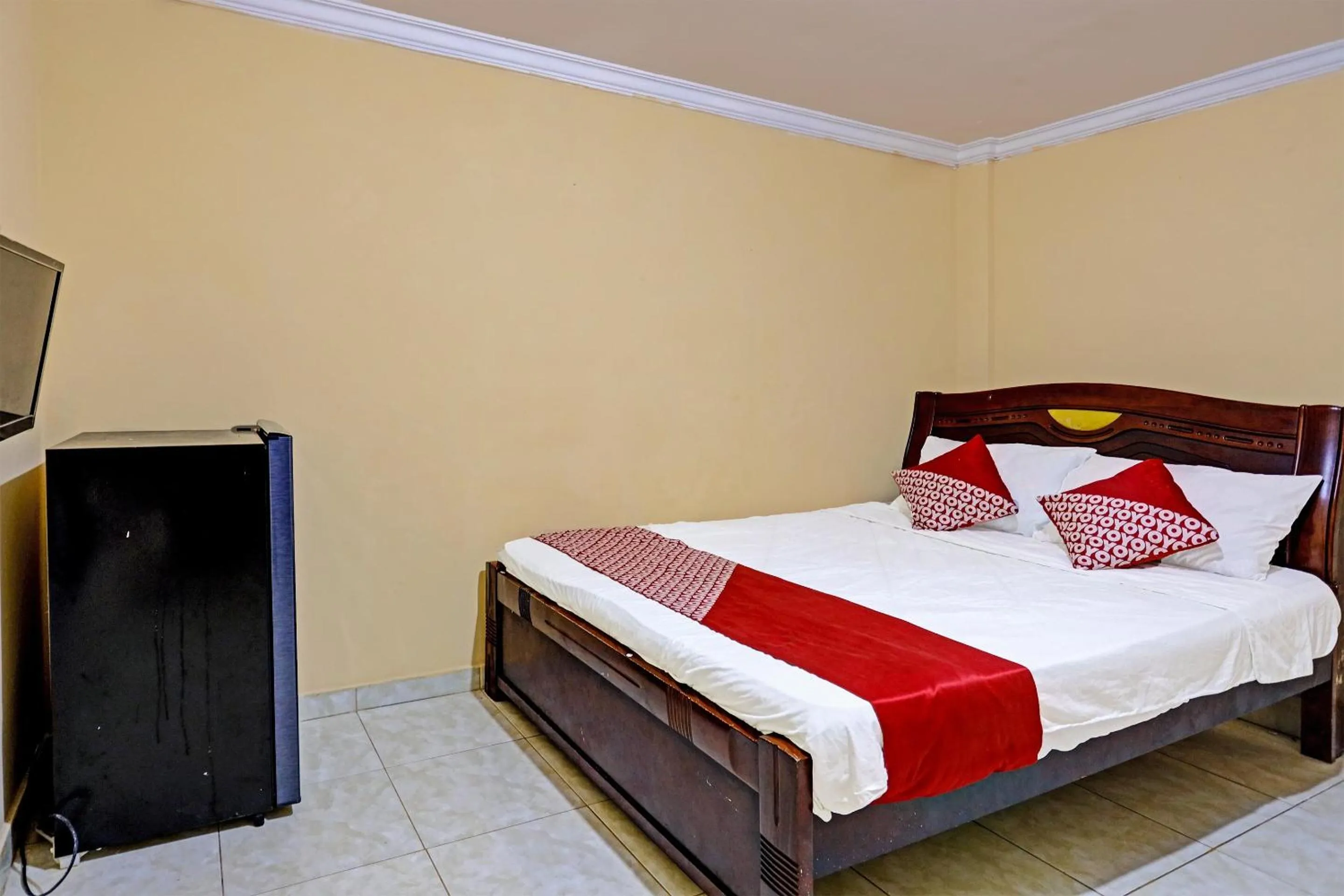 Bedroom, Bed in Hotel O Jasmine 999