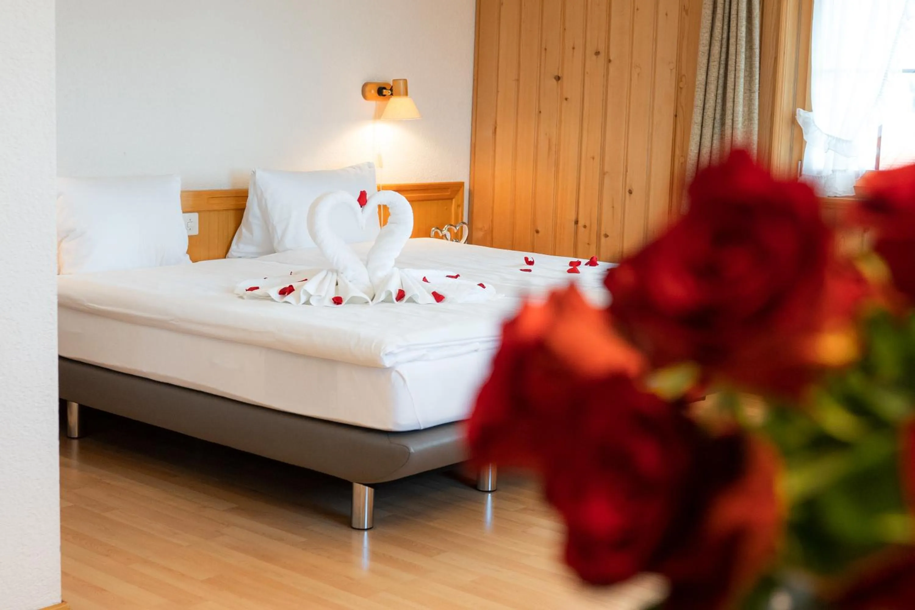 Bed in Kurhaus Heiligkreuz