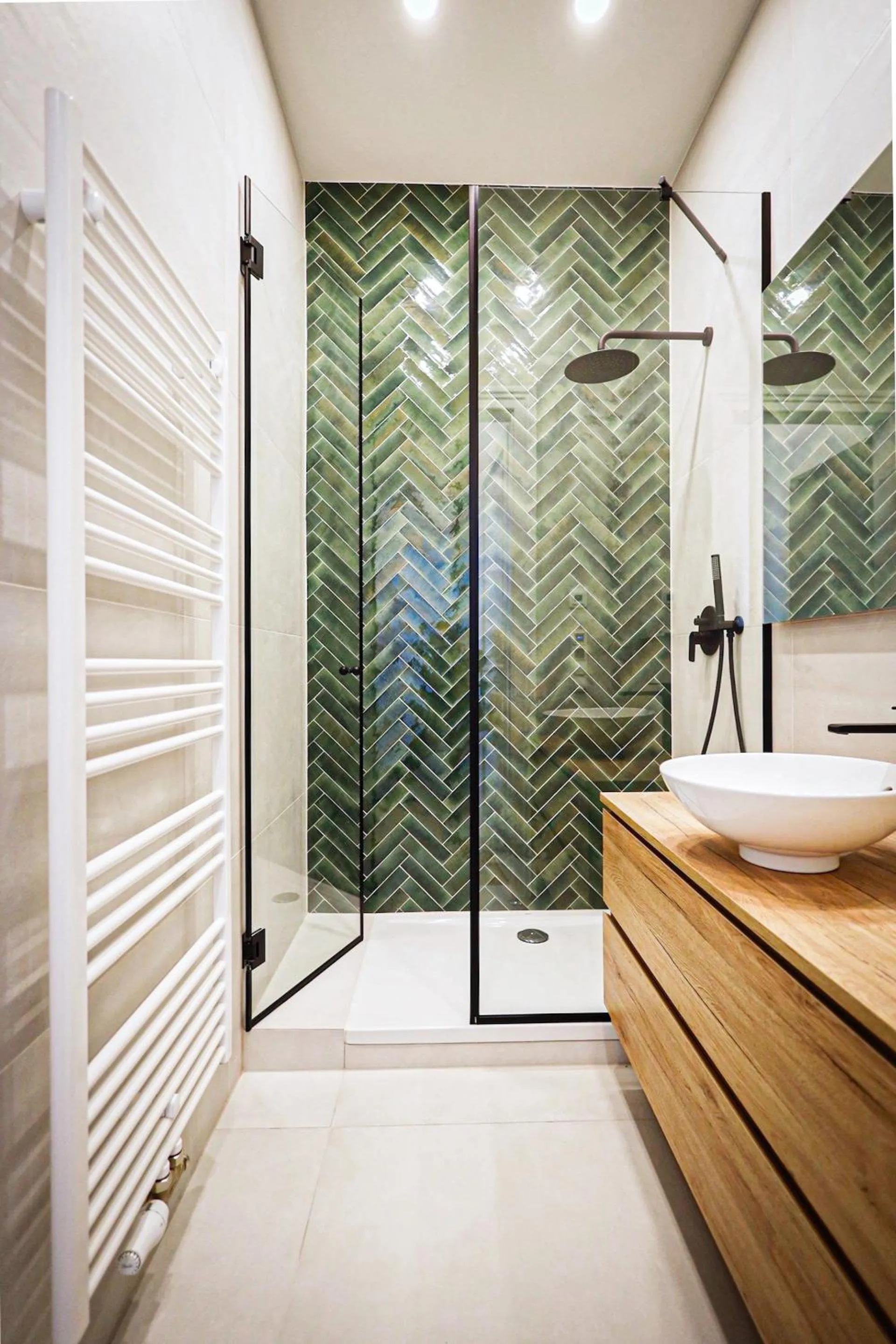 Shower in HeyMi Apartments Zentagasse