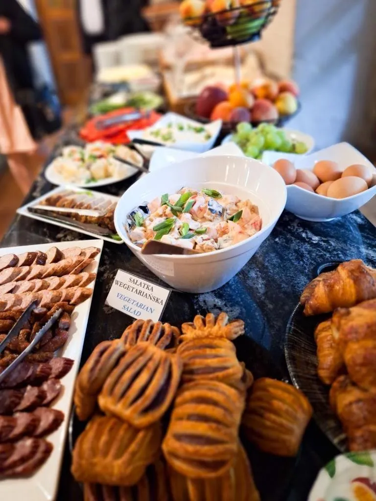 Restaurant/places to eat in Nobilton Hotel