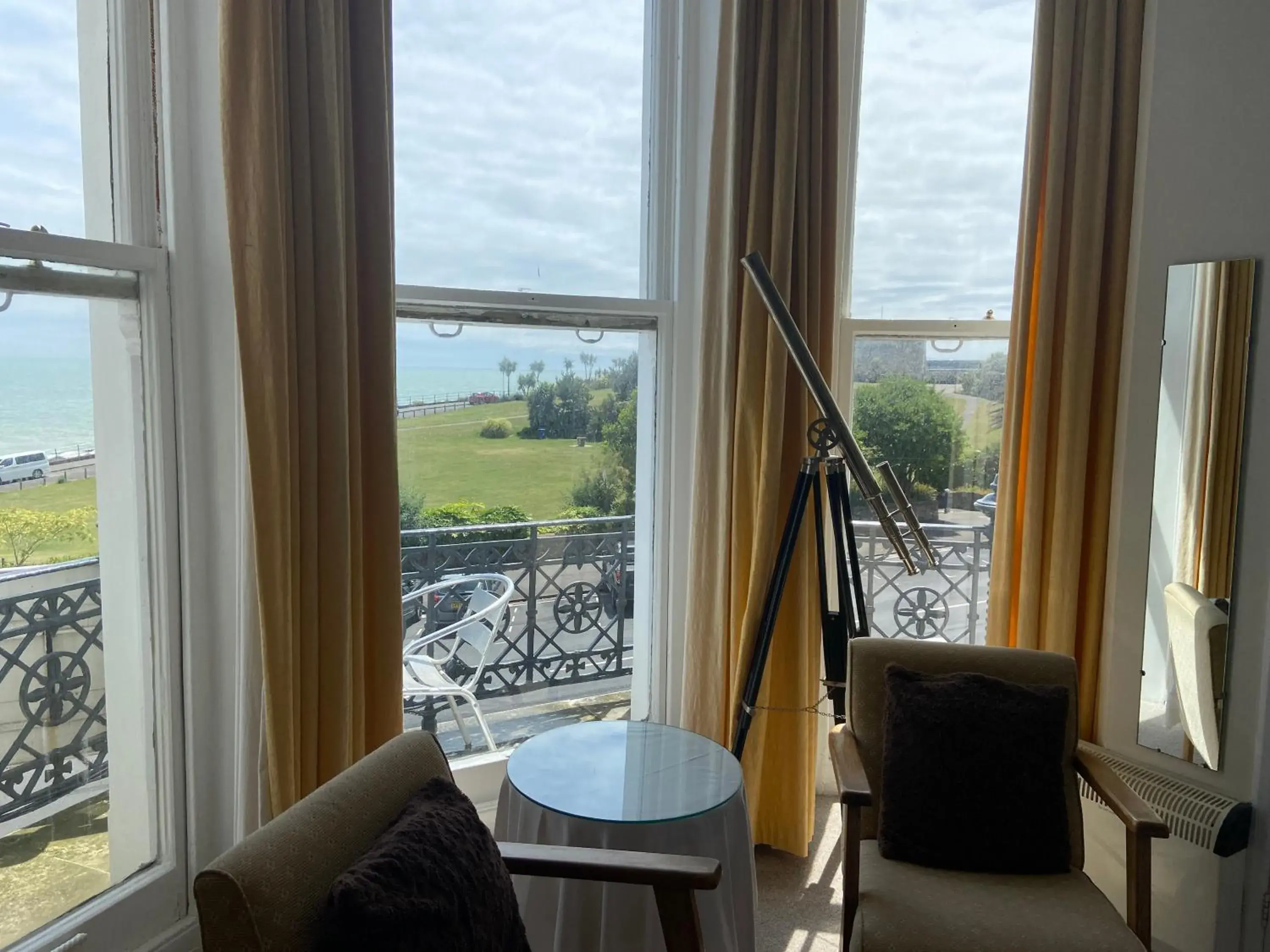 Bedroom in Oban Hotel Bedroom in Oban Hotel