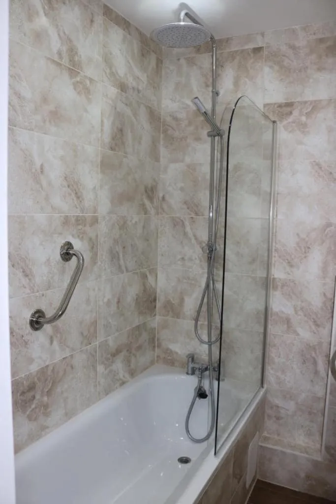 Bathroom in Oban Hotel