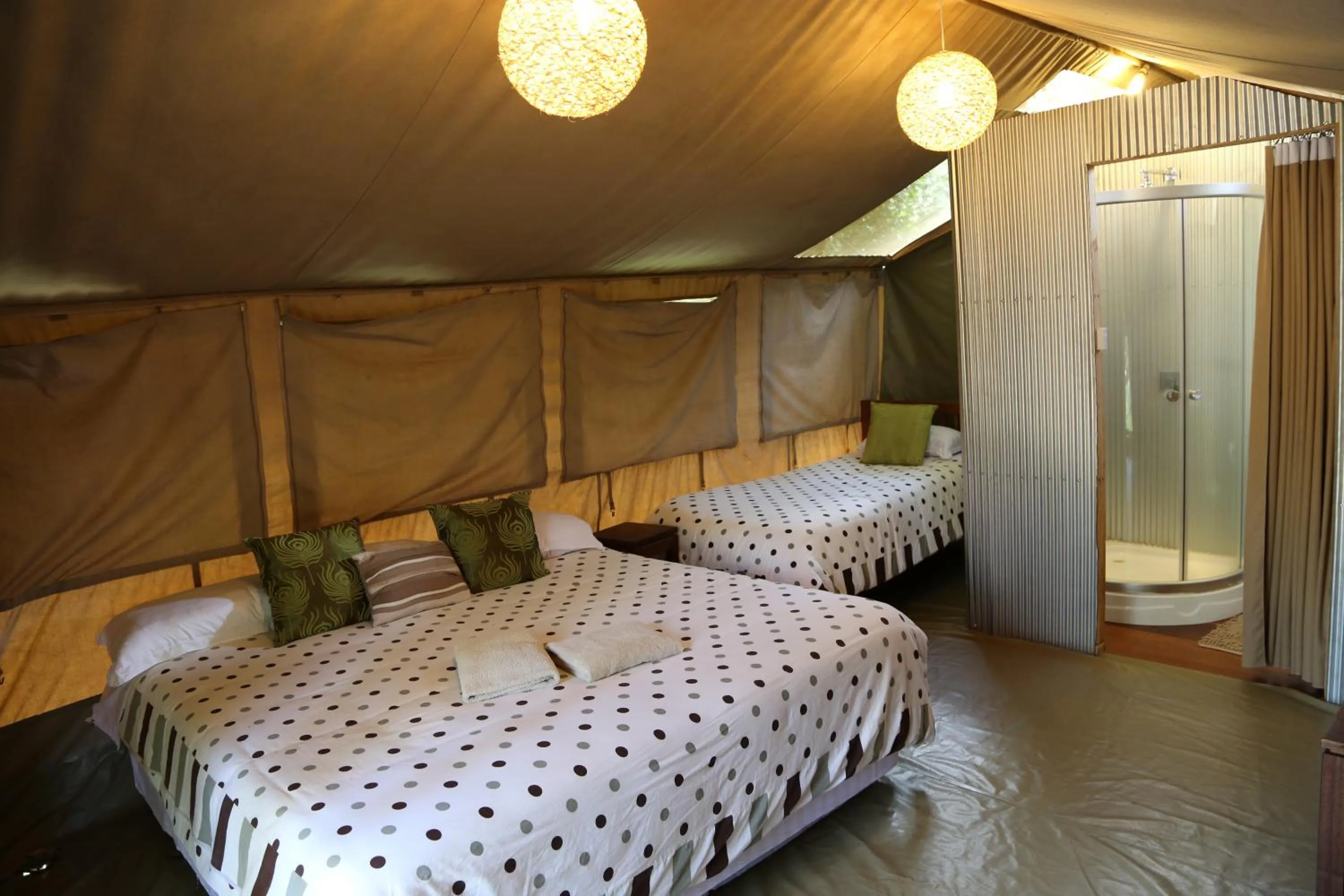 Photo of the whole room, Bed in Wildebeest Eco Camp