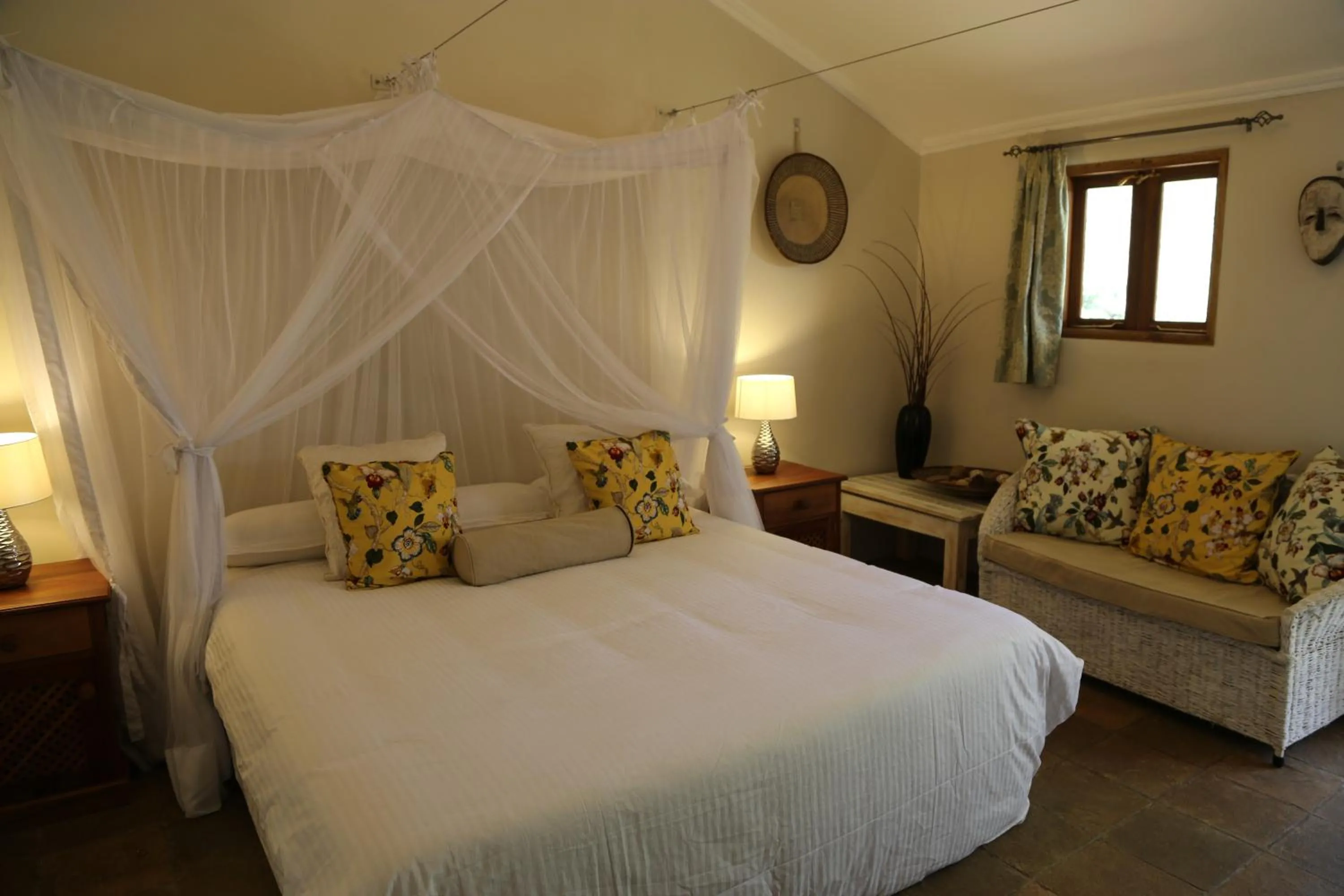 Bedroom, Bed in Wildebeest Eco Camp