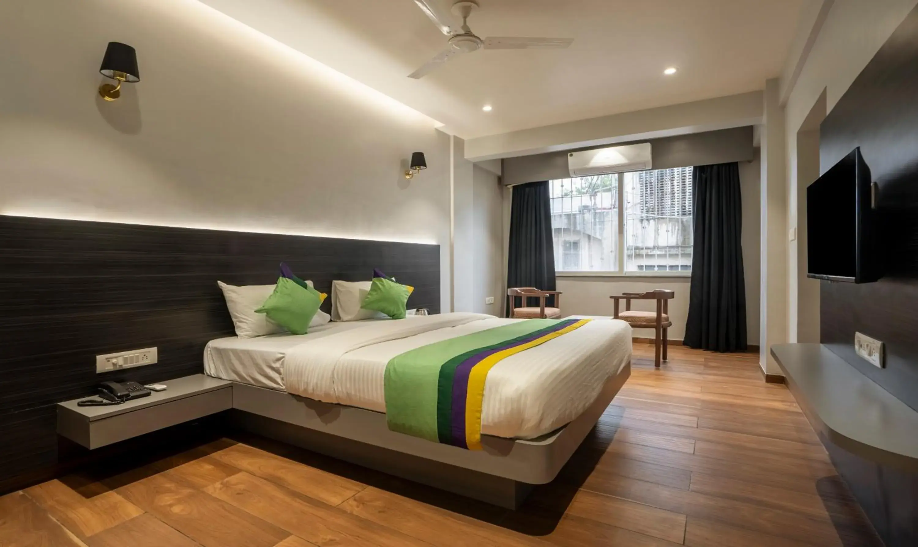 Bed in Treebo Prasha Bed in Treebo Prasha