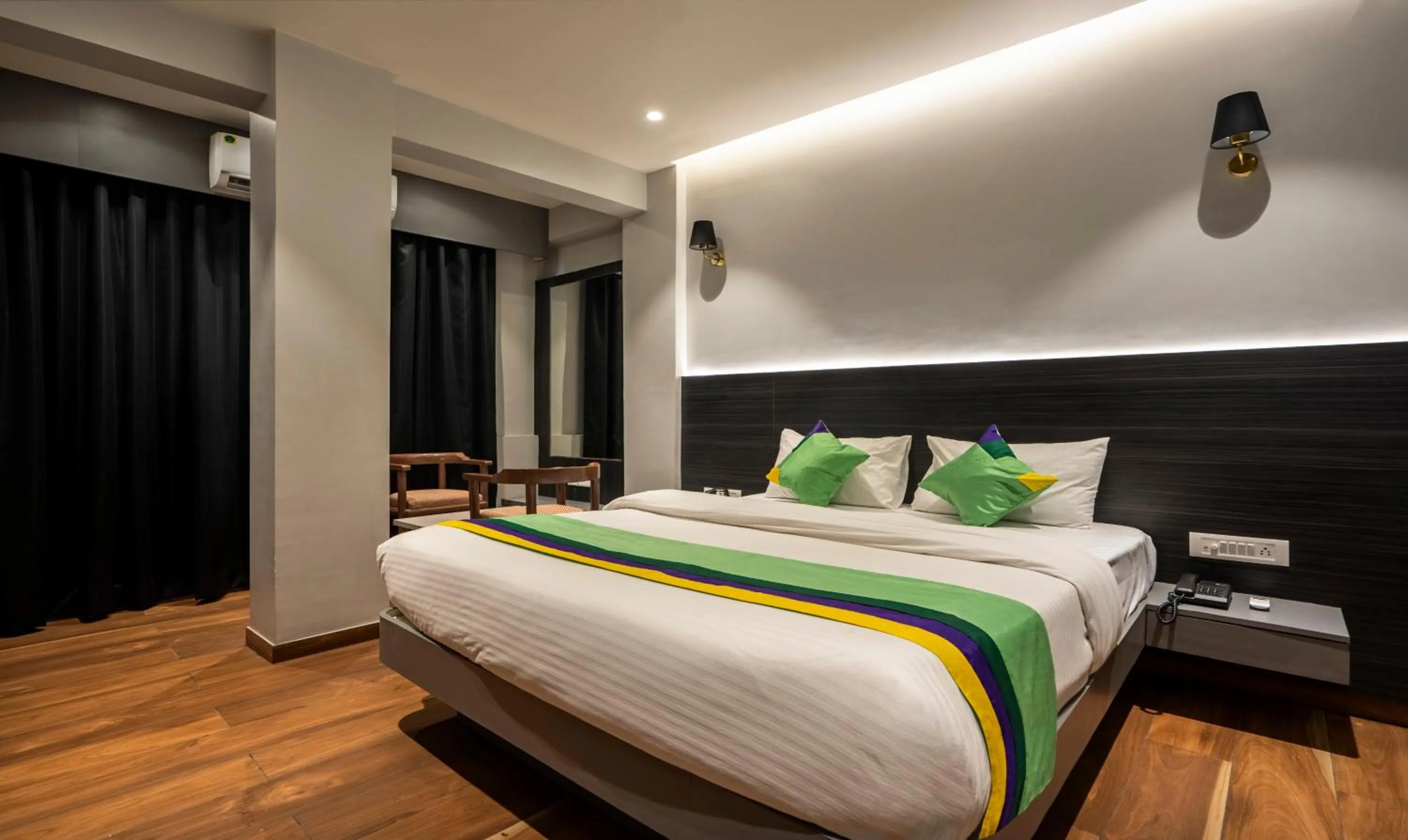 Bed in Treebo Prasha