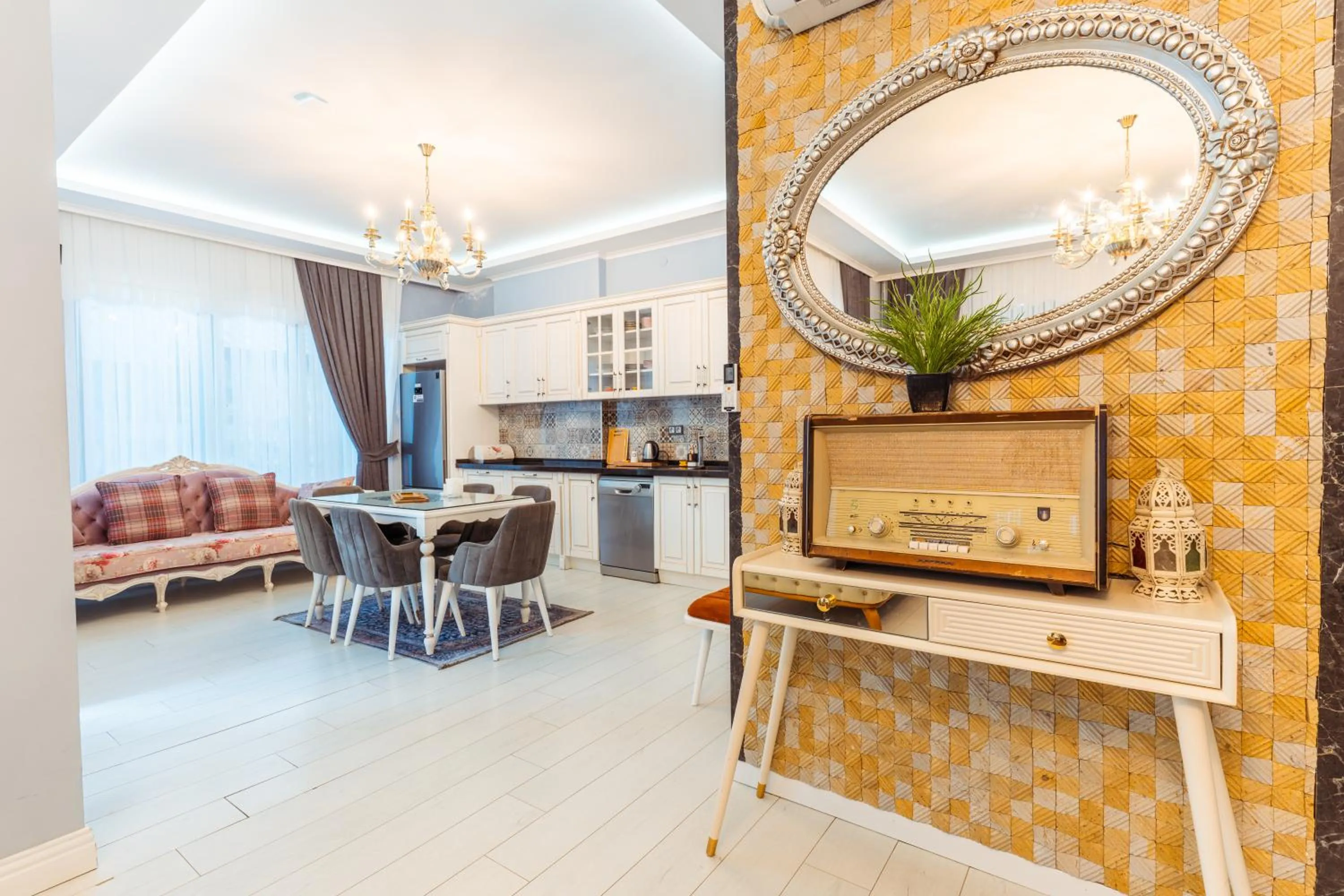 TV and multimedia in POISON GARDEN SUİTE