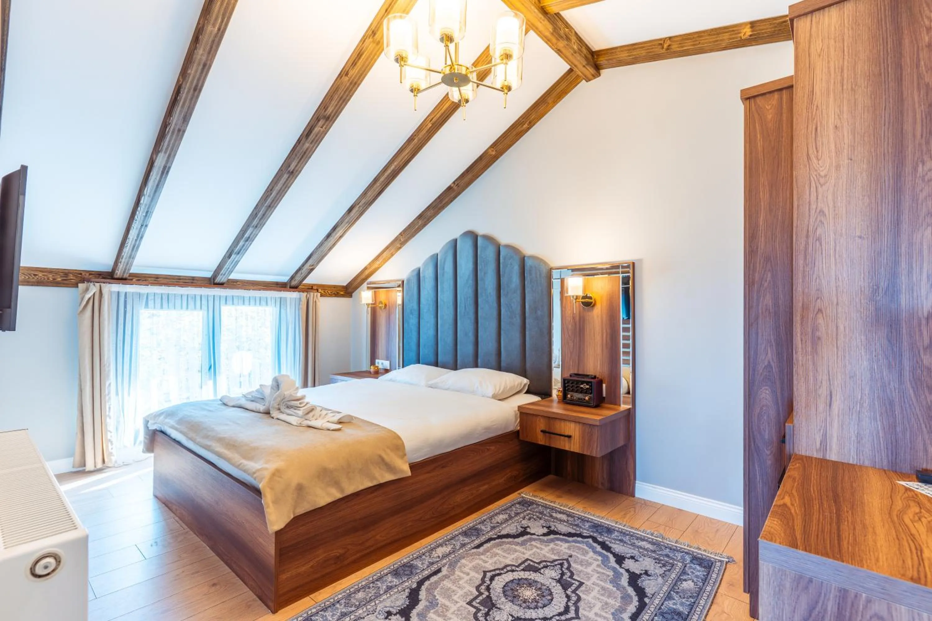 Bed in POISON GARDEN SUİTE