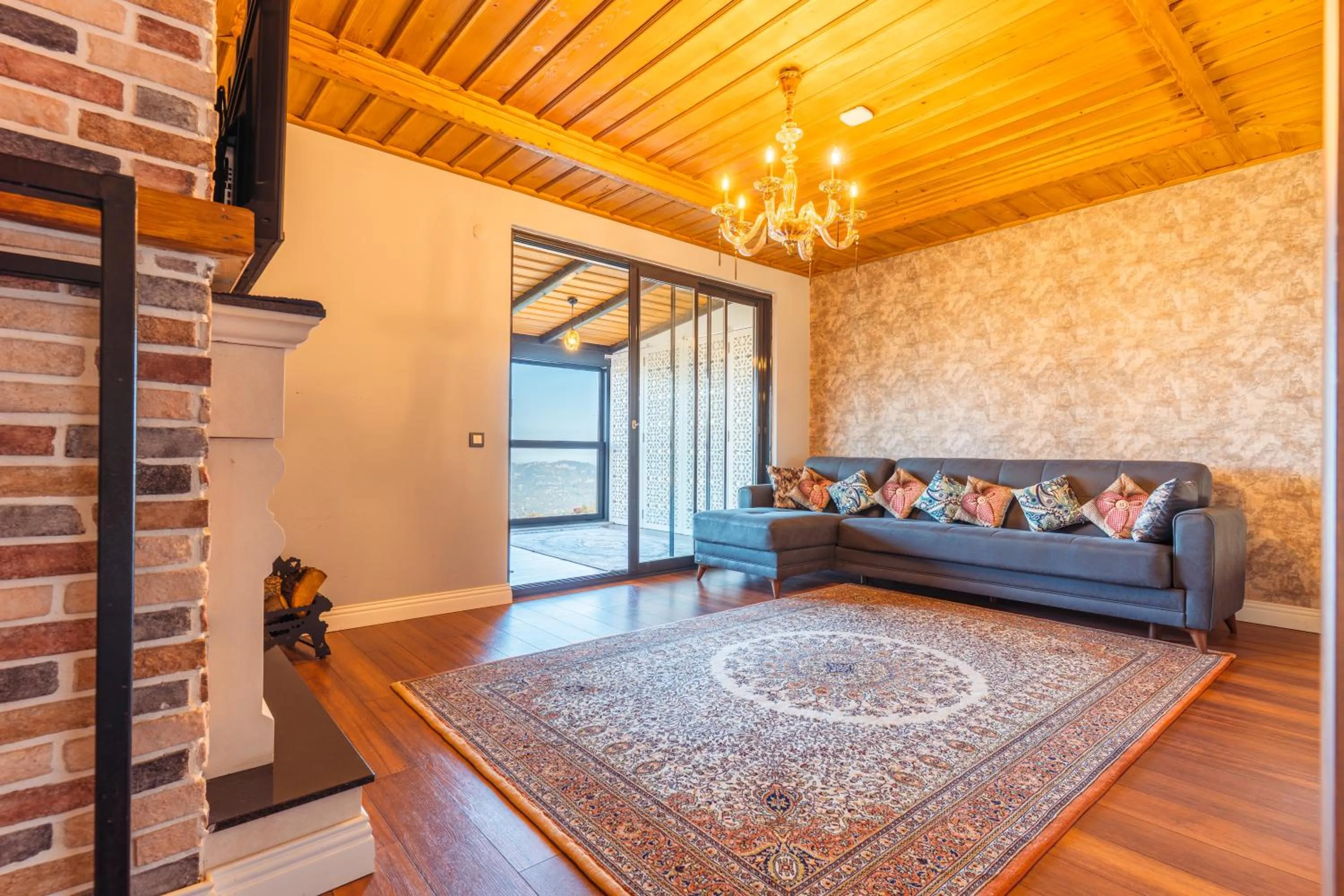 Living room in POISON GARDEN SUİTE