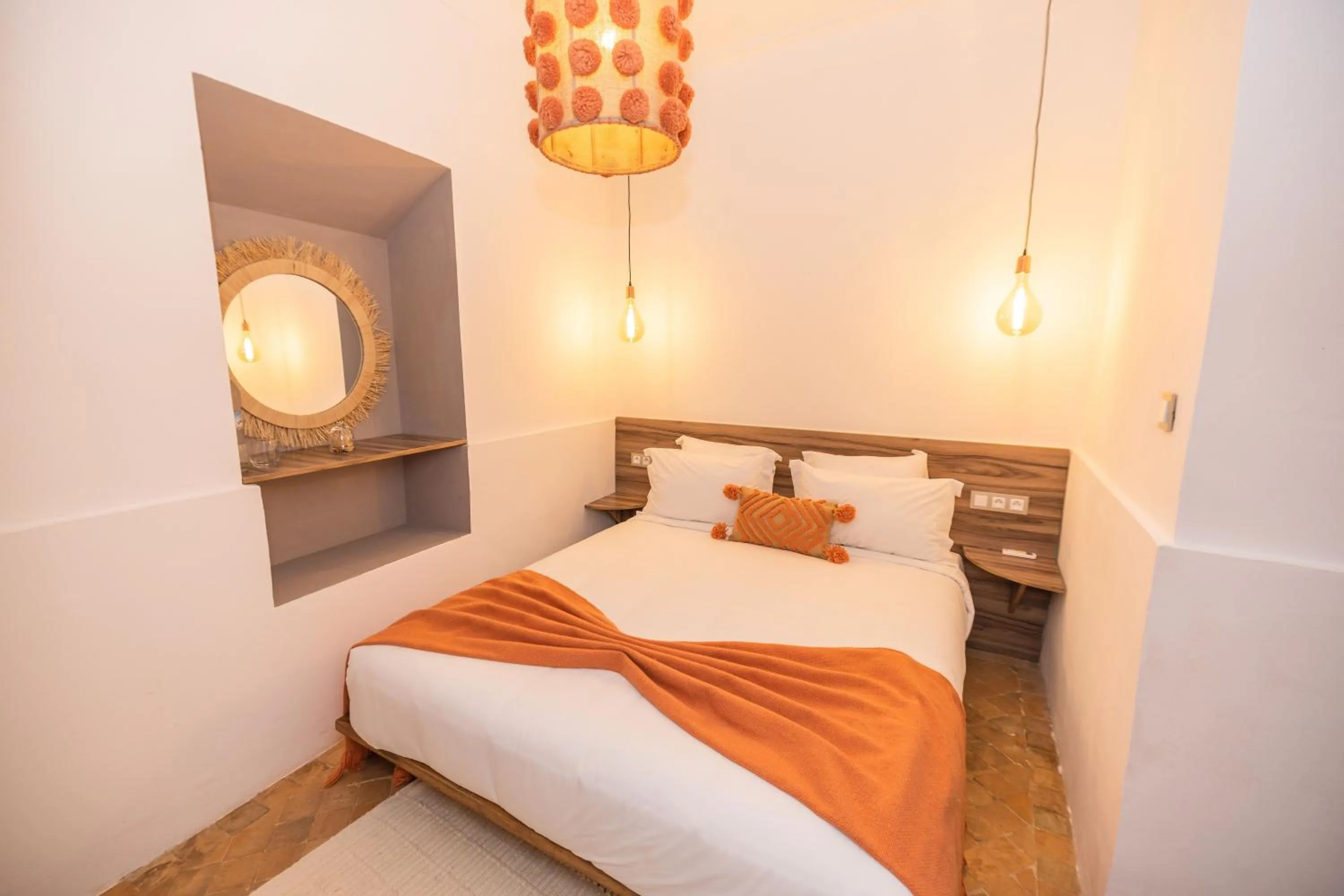 Photo of the whole room, Bed in Riad Tizou