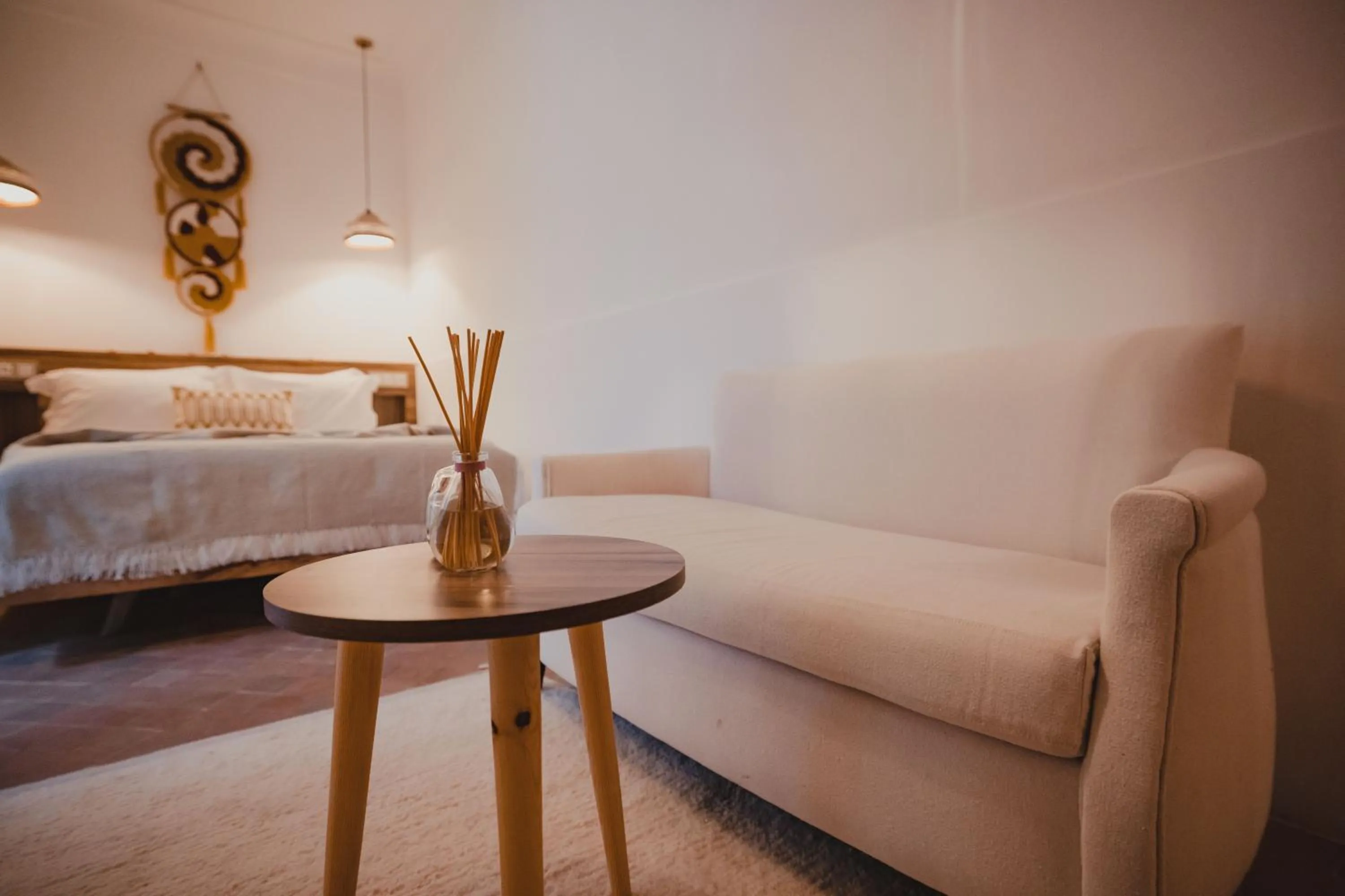 Photo of the whole room, Bed in Riad Tizou