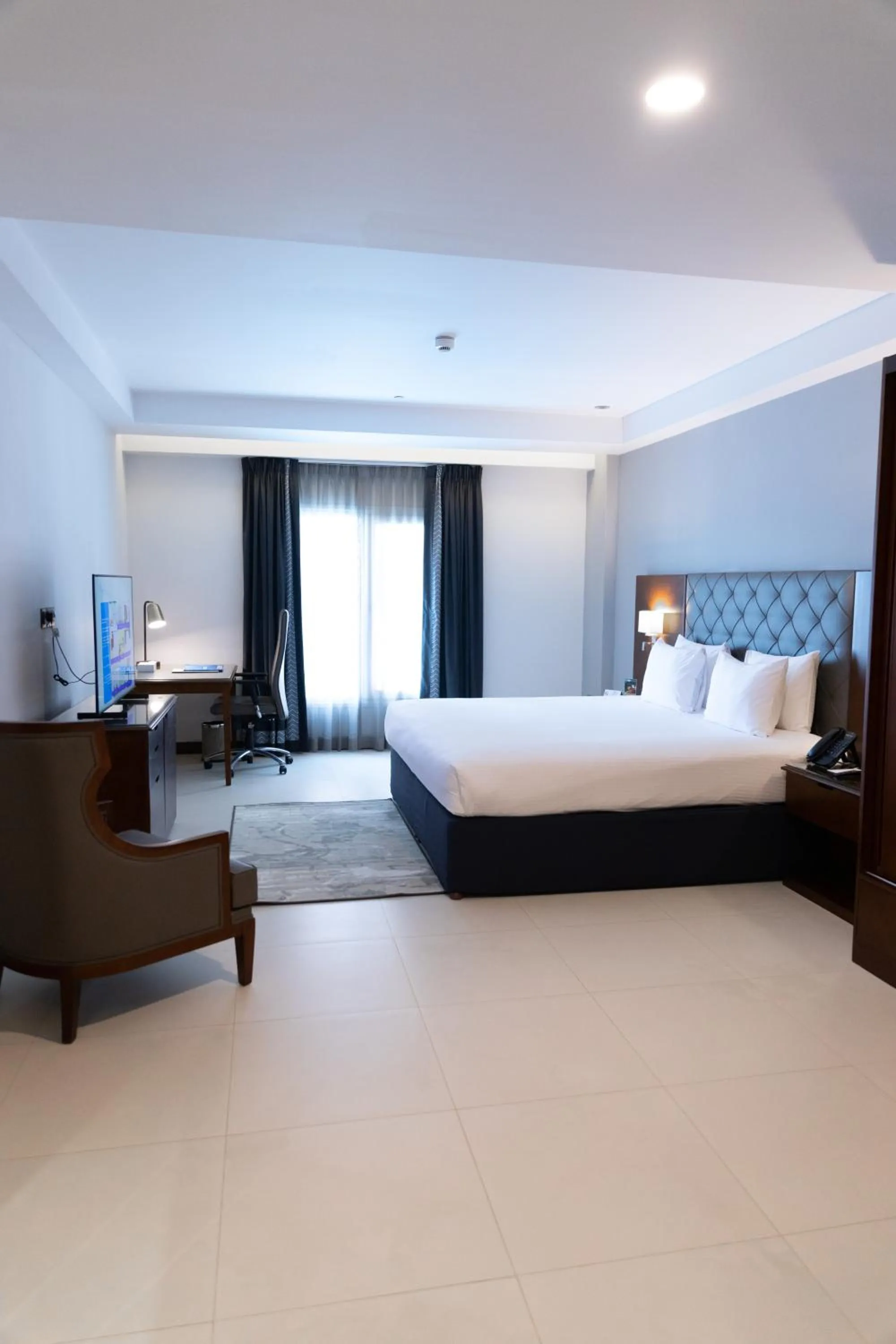 Bedroom, Bed in Tulip Inn Majan Hotel and Suites Salalah