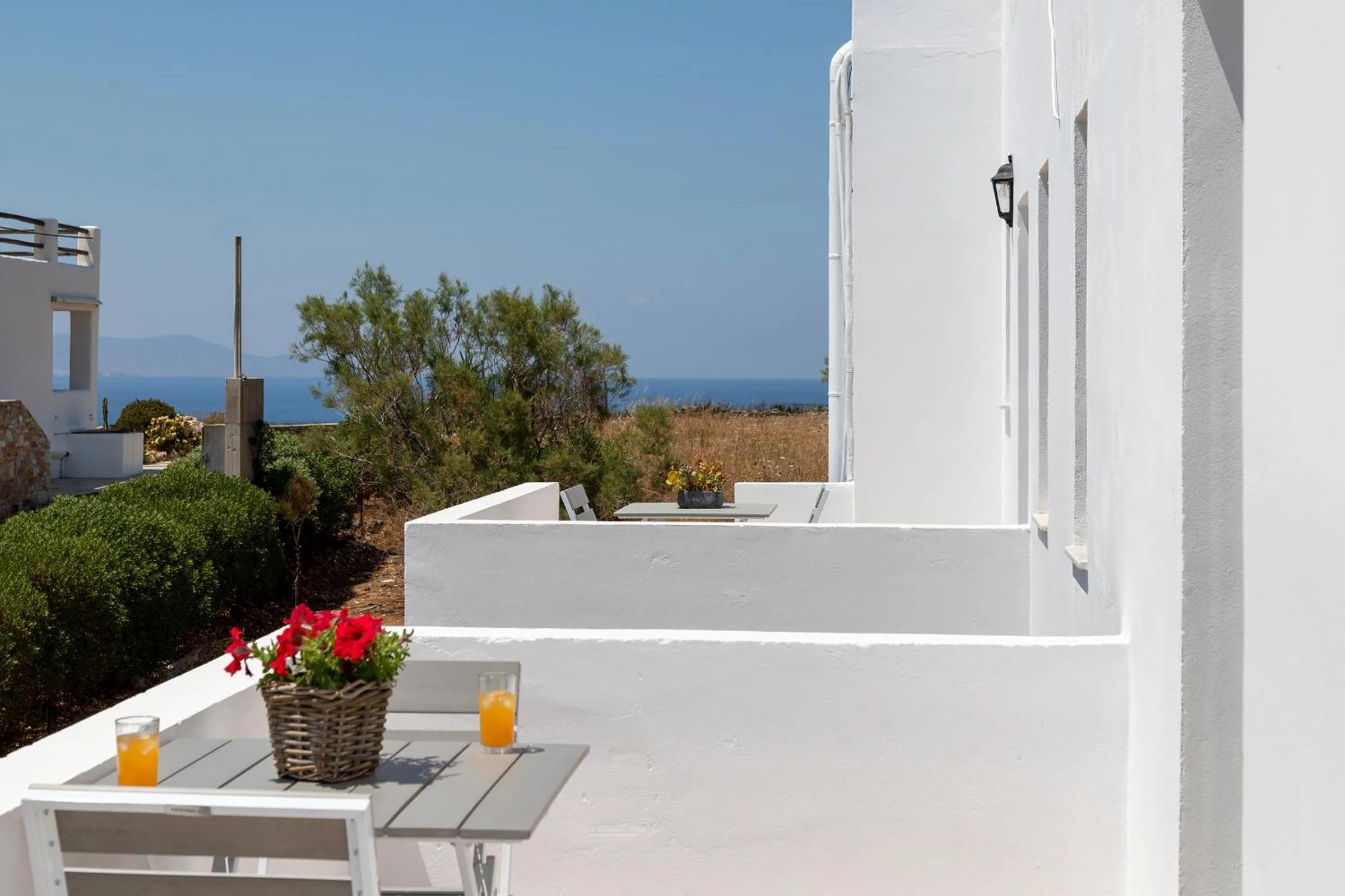 Day in Chrysonisos Suites with Sunset & Seaviews near Kini