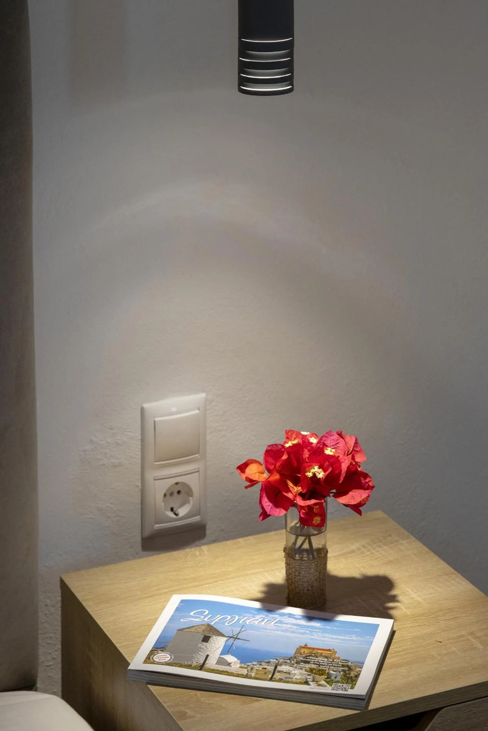 Chrysonisos Suites with Sunset & Seaviews near Kini