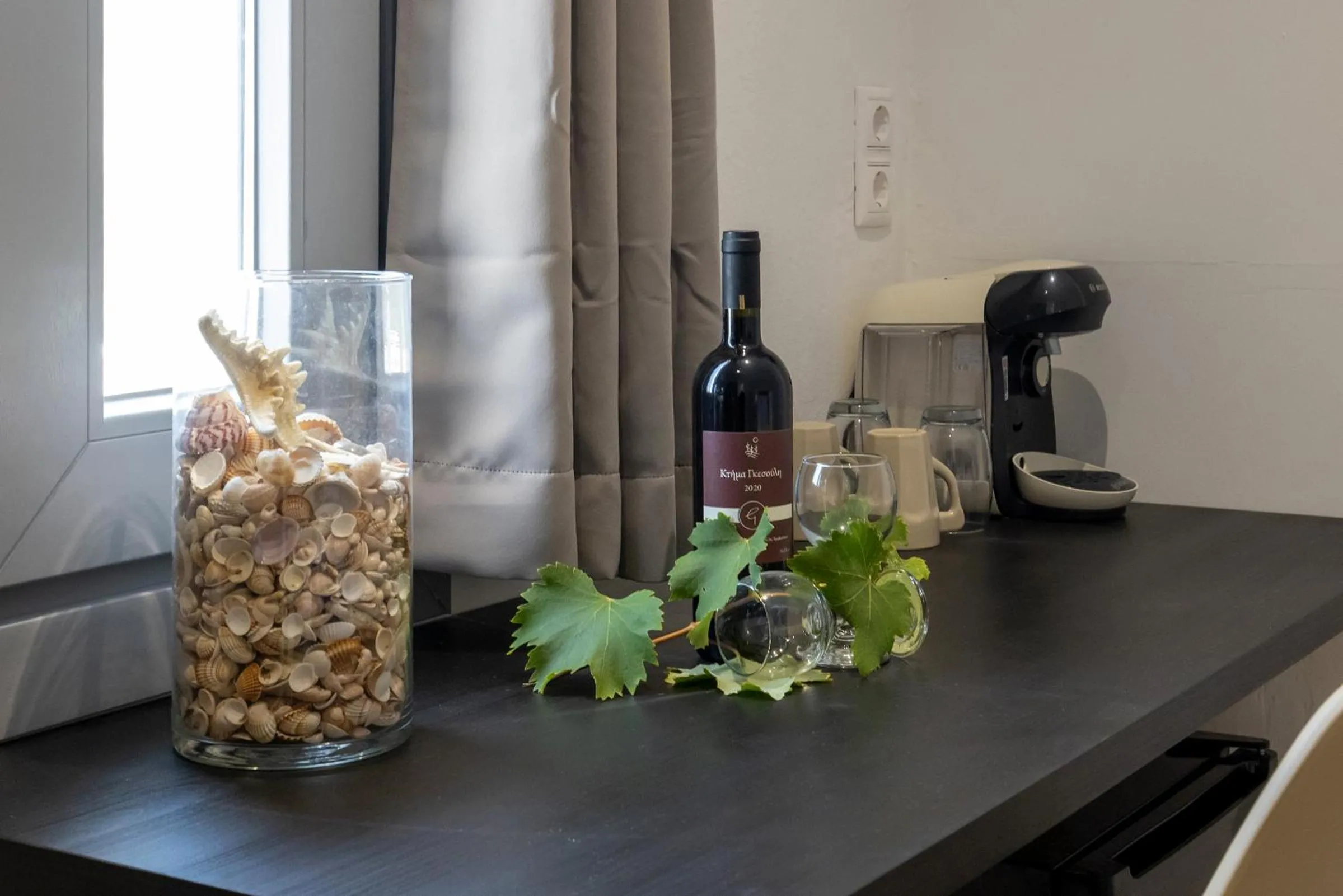 Chrysonisos Suites with Sunset & Seaviews near Kini